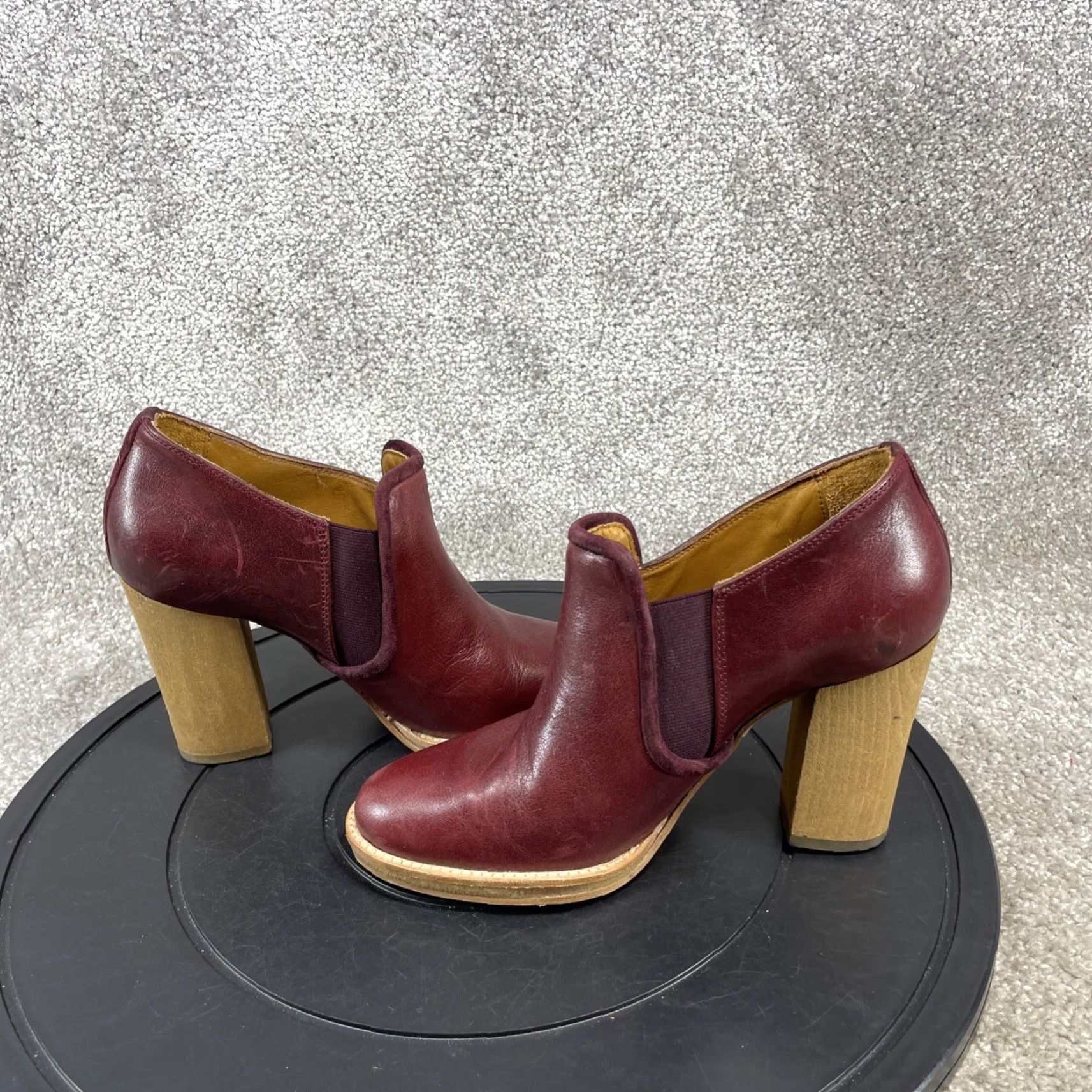 Isabel Marant VINTAGE Isabel Marant Women’s Boots Casual Party Leather Block Heel Slip-On 6.5 US Burgundy Size US 5 / IT 35 - 7 Thumbnail