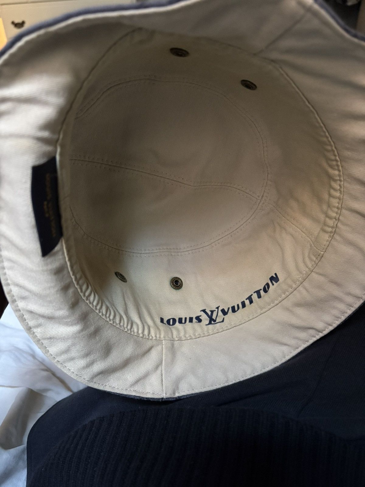Louis Vuitton Louis Vuitton Denim Bucket hat Size ONE SIZE - 4 Thumbnail