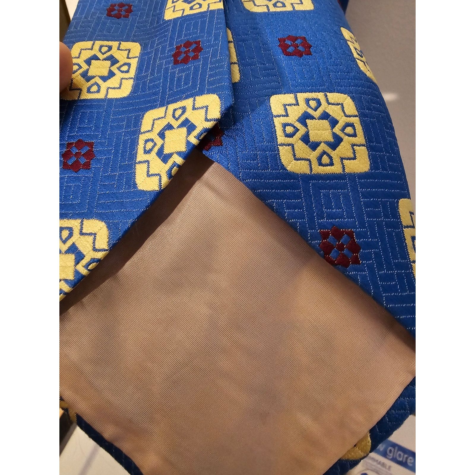 Other Vintage Men's Necktie - Blue w/Yellow Pattern - 58-1/4" x 4" Size ONE SIZE - 3 Thumbnail