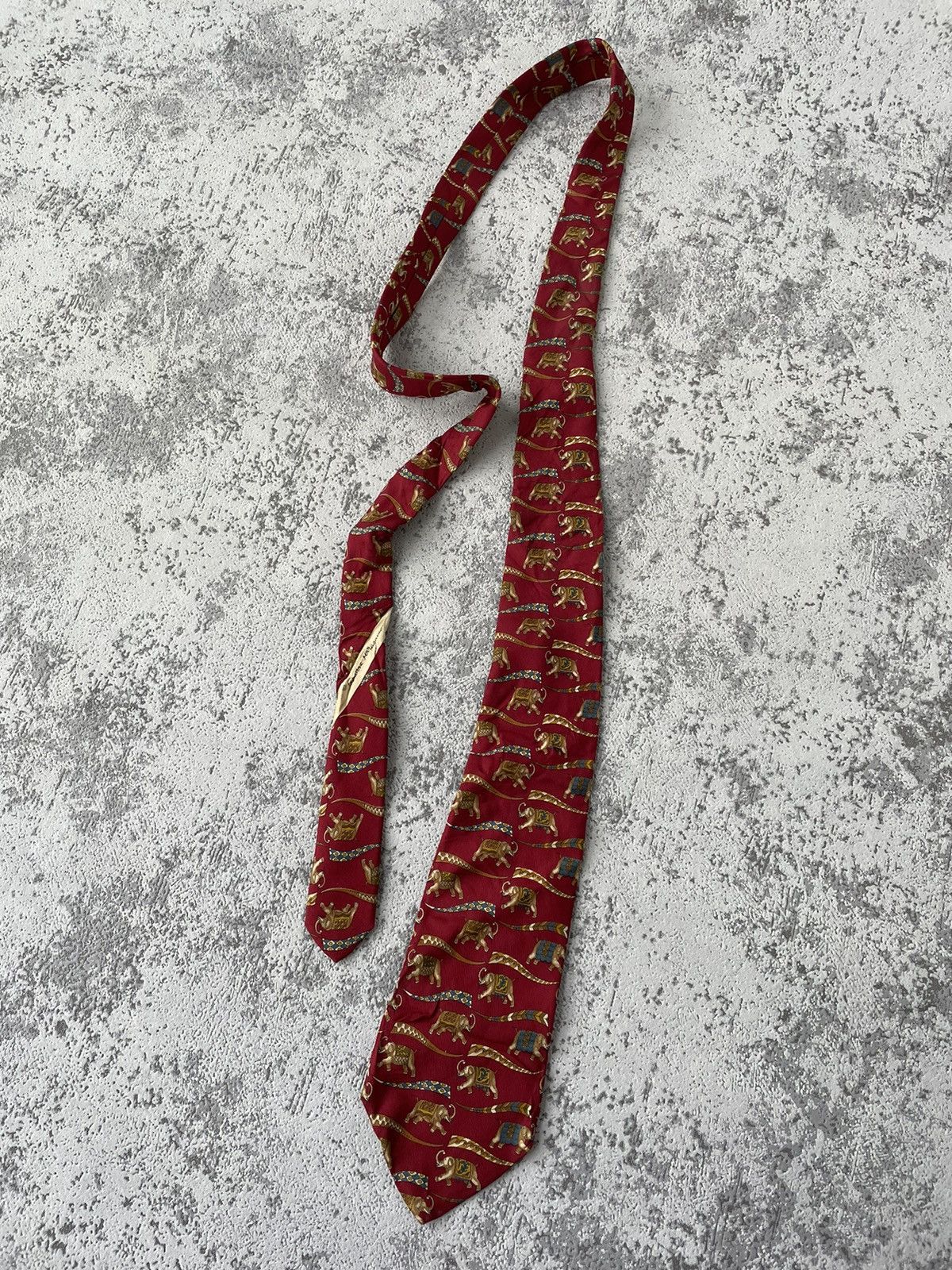Salvatore Ferragamo × Vintage Vintage Salvatore Ferragamo Elephant Print Silk Ties Size ONE SIZE - 2 Thumbnail