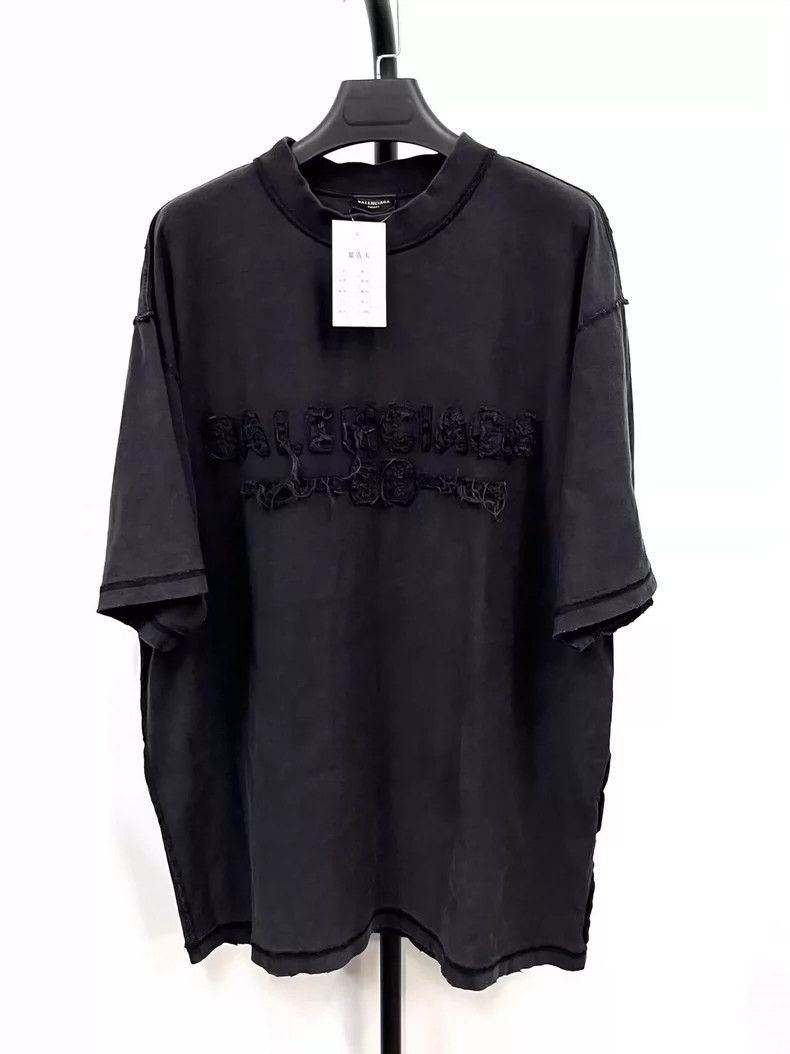 Balenciaga Balenciaga Logo Solid Short Sleeve T-Shirt Size US M / EU 48-50 / 2 - 1 Thumbnail