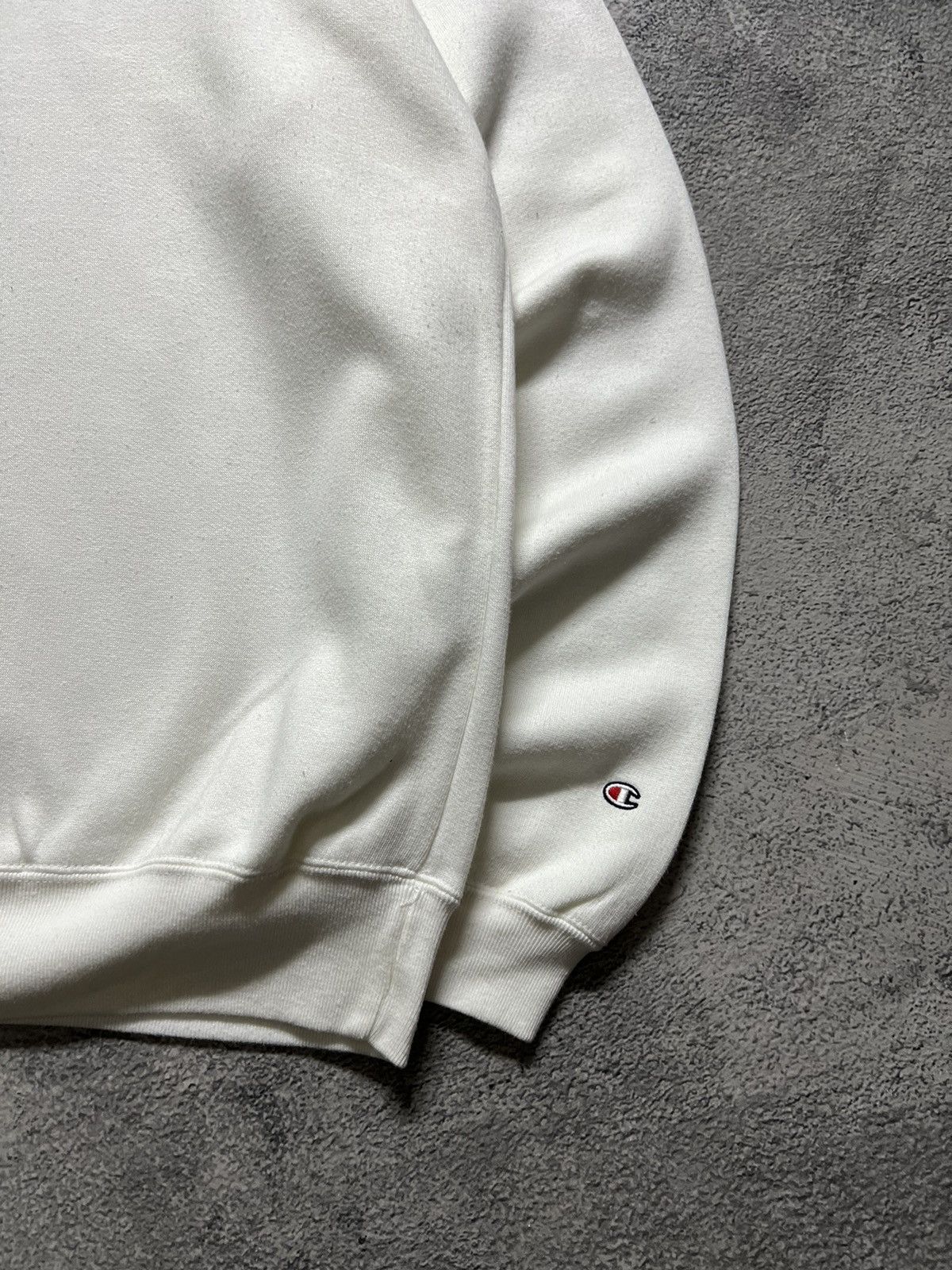 Champion × Vintage Vintage Y2k Champion 🤍 Spell Out Big Logo Sweatshirt 90’s Size US M / EU 48-50 / 2 - 7 Thumbnail