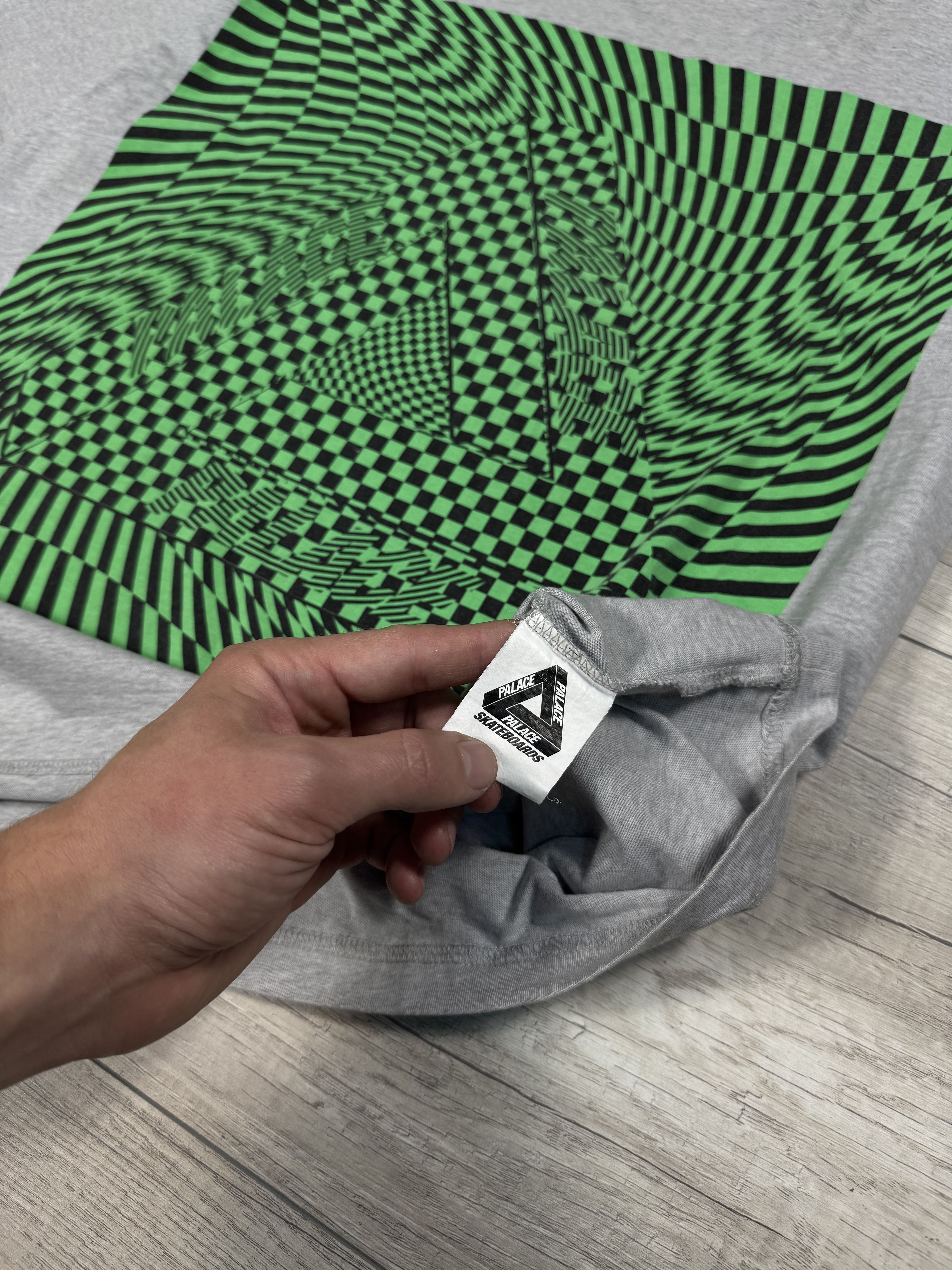 Palace Palace Mash Eye Tee Pink Green Skateboarding Oversized Size US XL / EU 56 / 4 - 11 Thumbnail