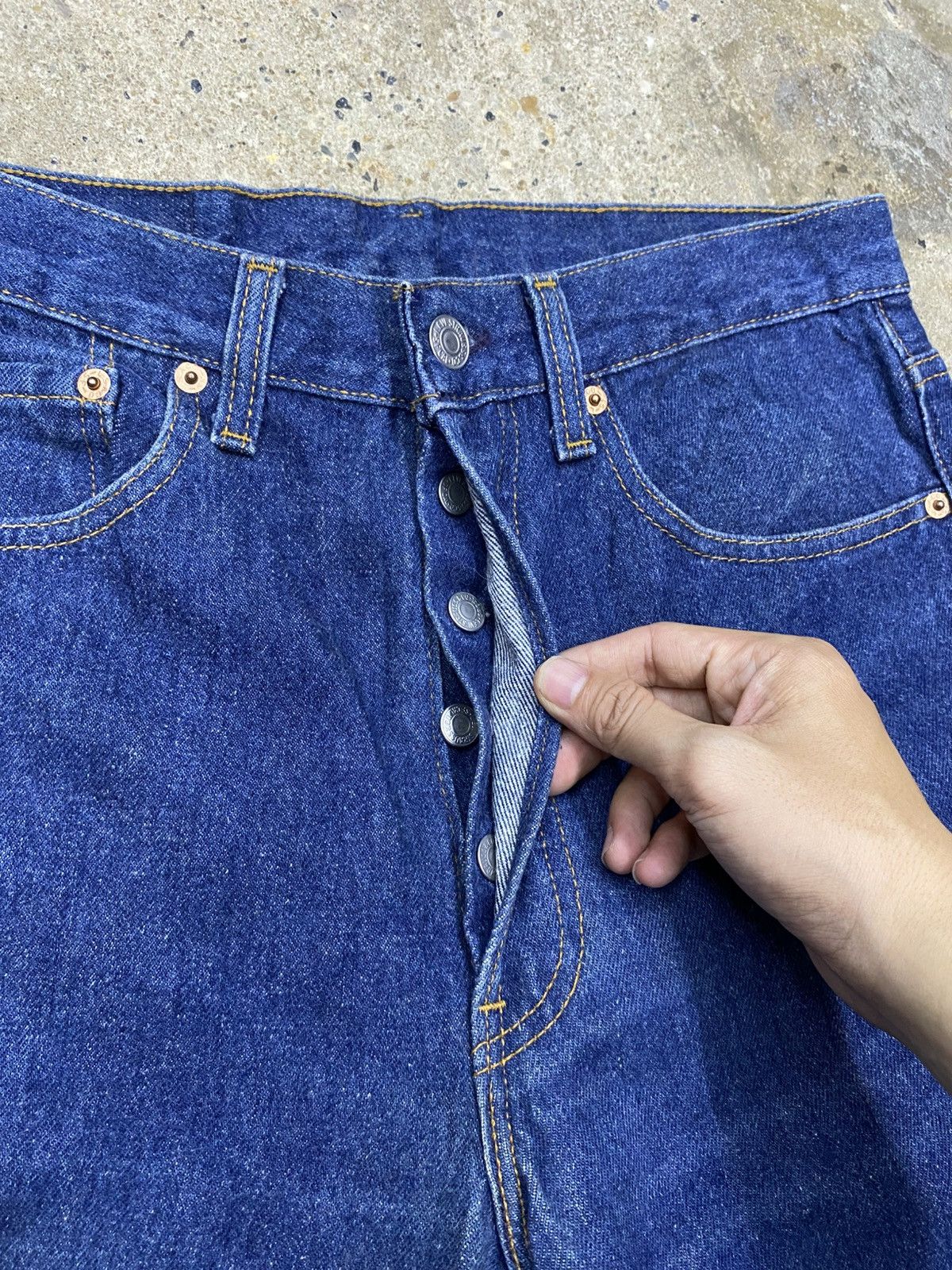 Levi's × Levi's Vintage Clothing × Vintage 💥Binddingoffer💥 rare levis 501 raw denim Size US 29 - 10 Thumbnail