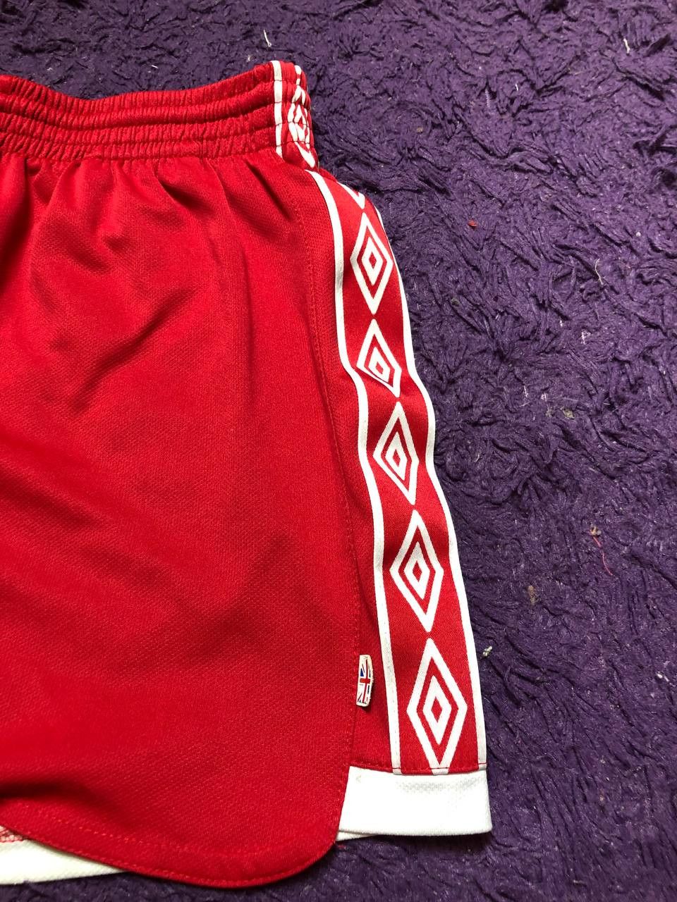 Umbro Vintage Umbro Streetwear Red Y2K Logo Shorts Size US 28 / EU 44 - 2 Thumbnail