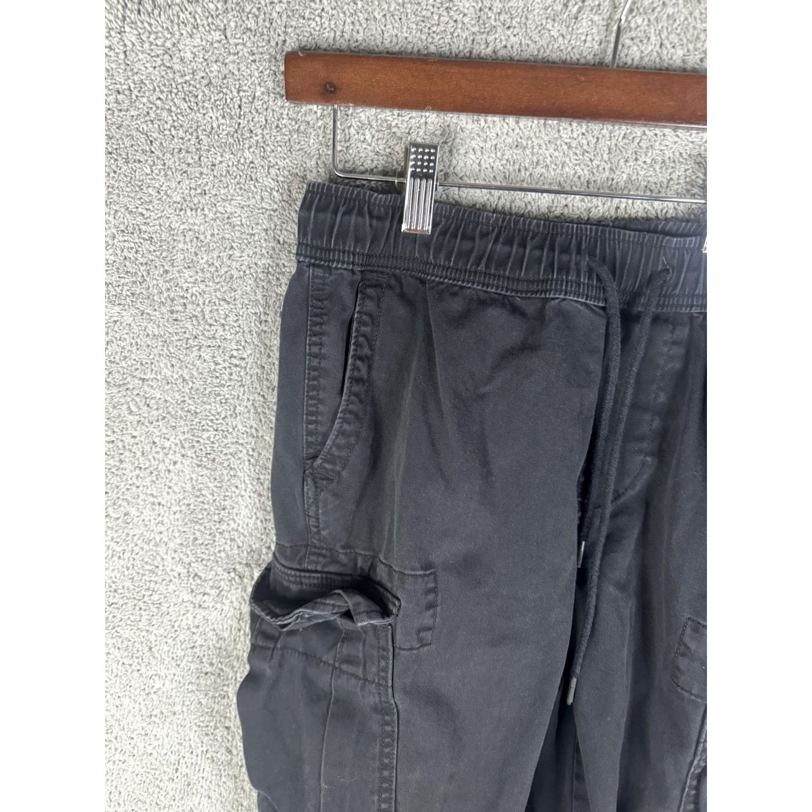 Aeropostale VINTAGE Aeropostale Cargo Jogger Pants Mens XS Black 100% Cotton Elastic Waist Pockets Size US 27 - 2 Thumbnail