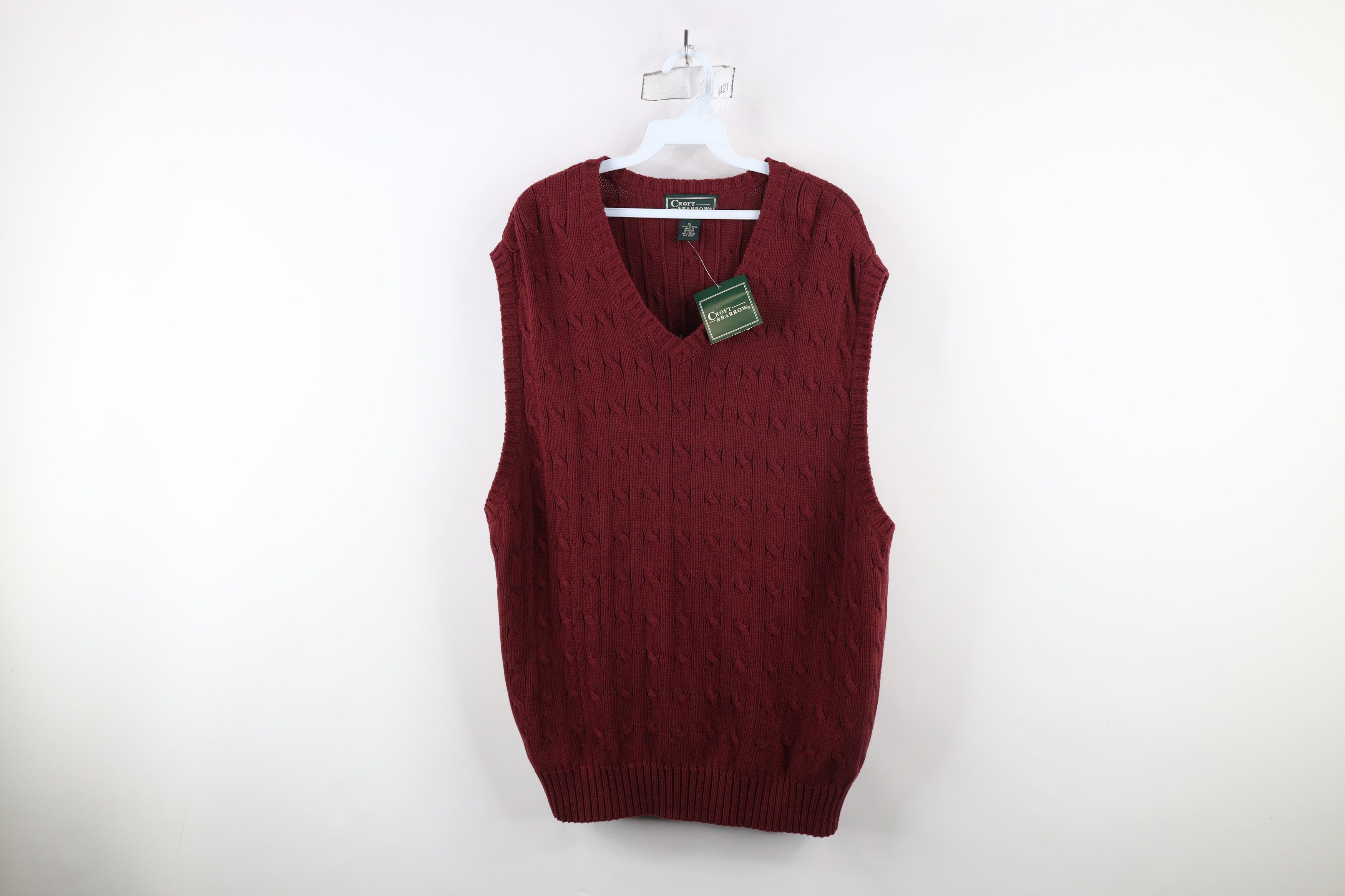 Vintage Deadstock Vintage 90s Streetwear Cable Knit Sweater Vest Red Size US XL / EU 56 / 4 - 1 Thumbnail
