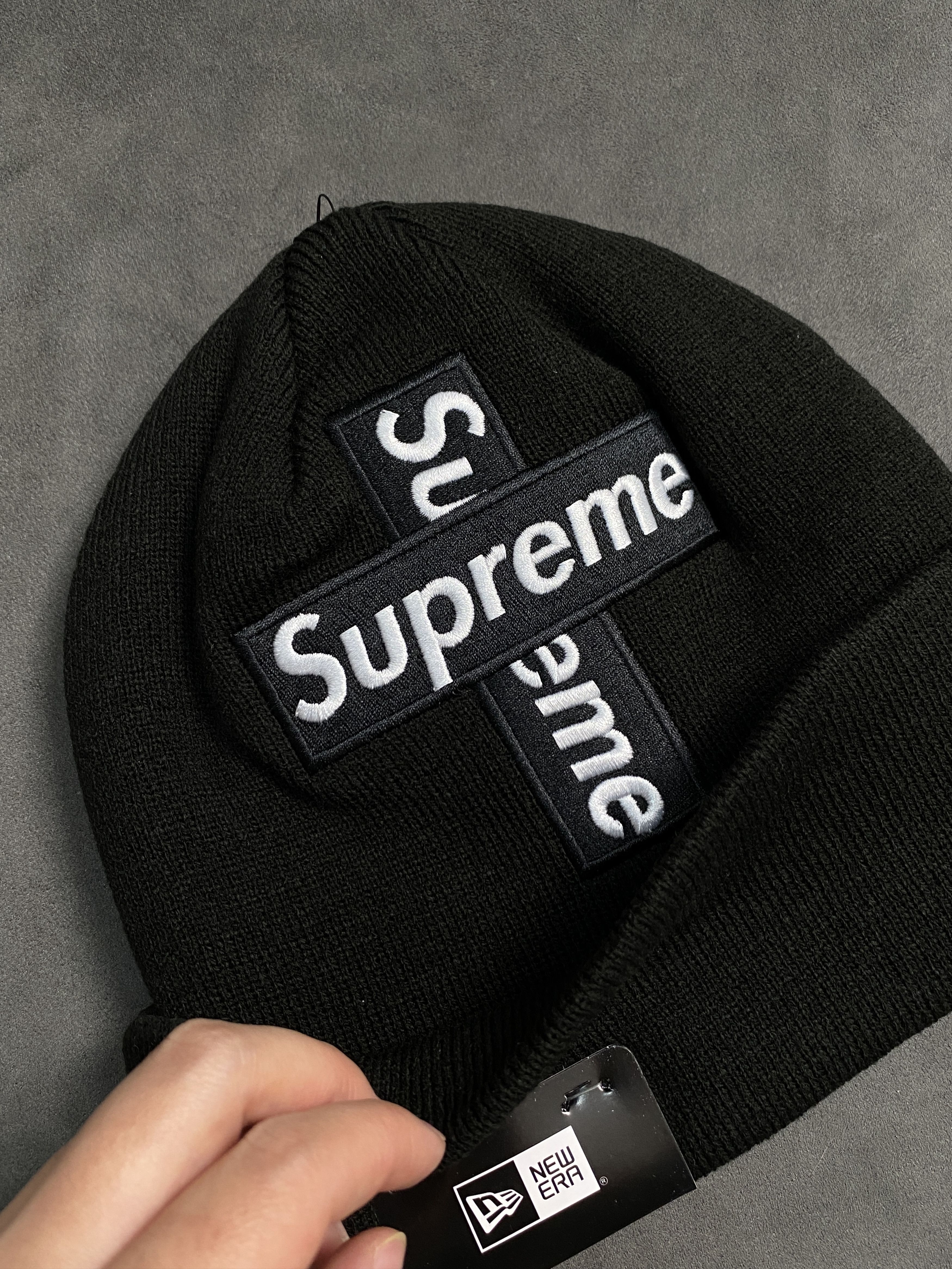 Hype × New Era × Supreme Rare 20FW Supreme New Era Cross Box Logo 