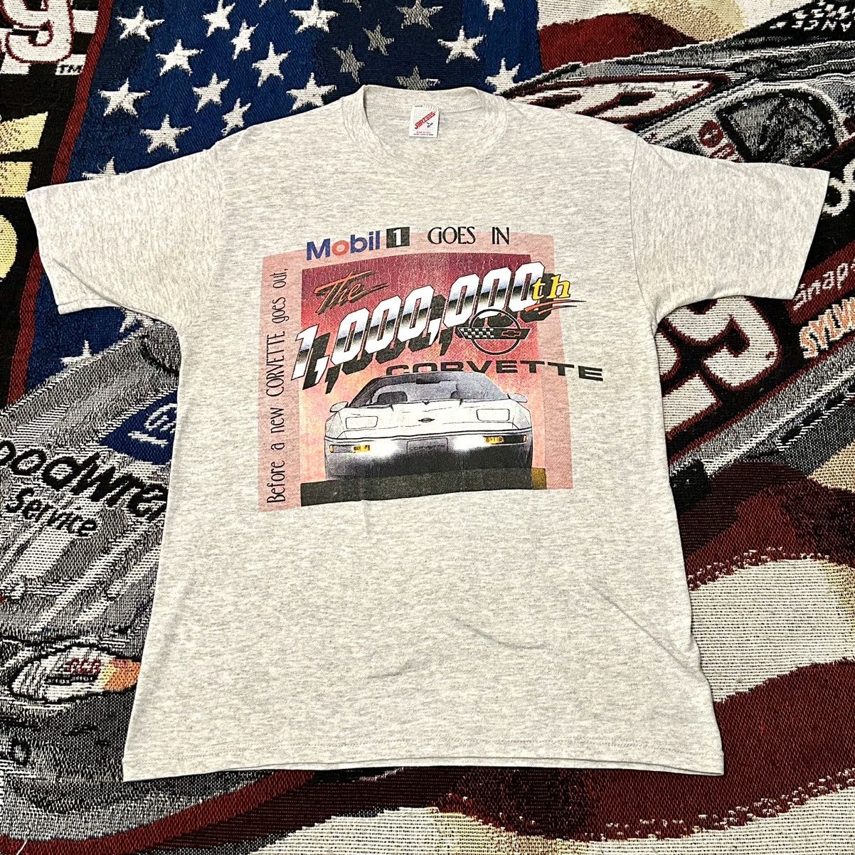 Chevrolet × Vintage 1992 - Mobil 1 - 1,000,000th Corvette TSHIRT Size US L / EU 52-54 / 3 - 1 Thumbnail