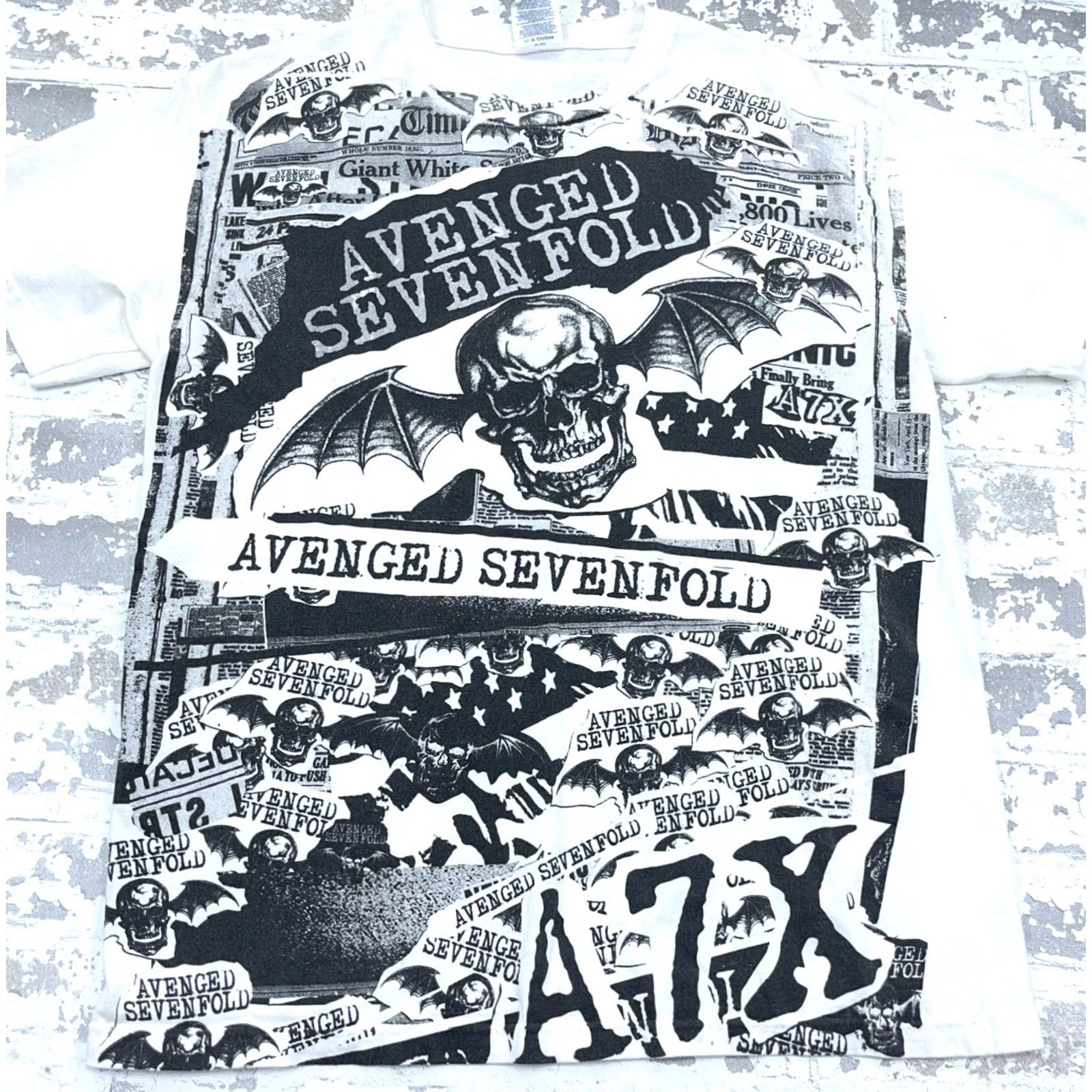 Delta VINTAGE Avenged Sevenfold Shirt Men M White Rock Band T Tee Tour Y2K AOP Size US M / EU 48-50 / 2 - 2 Thumbnail