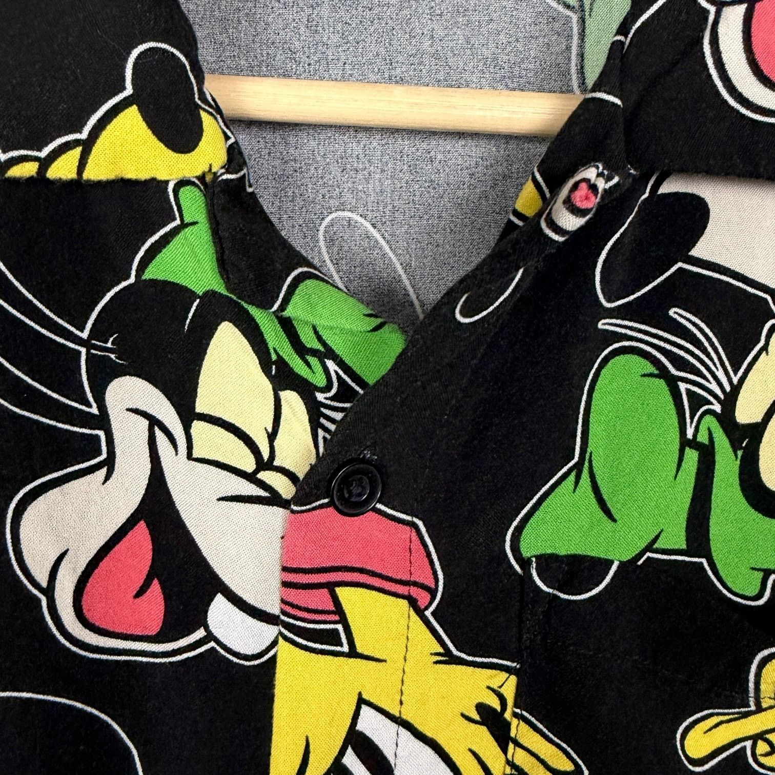 Disney Disney Mickey Mouse Black Short Sleeve Camp Collar Shirt S Size US S / EU 44-46 / 1 - 5 Thumbnail