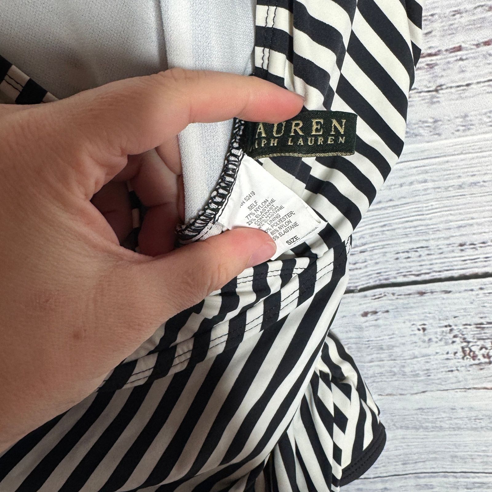 Lauren Ralph Lauren Lauren Ralph Lauren Black & White One Piece Swimsuit 14 Size ONE SIZE - 2 Thumbnail