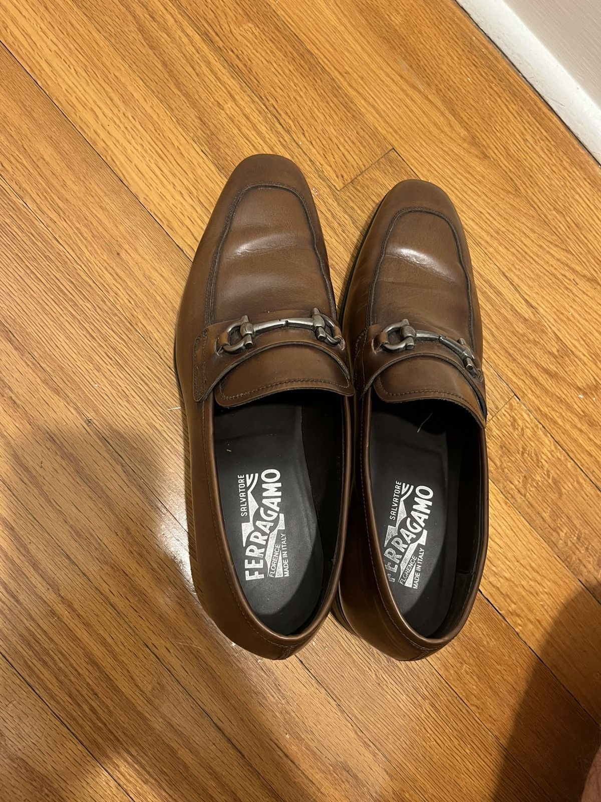 Salvatore Ferragamo Salvatore Ferragamo Dinamo Double Gancini Leather Loafers Size US 8 / EU 41 - 2 Thumbnail