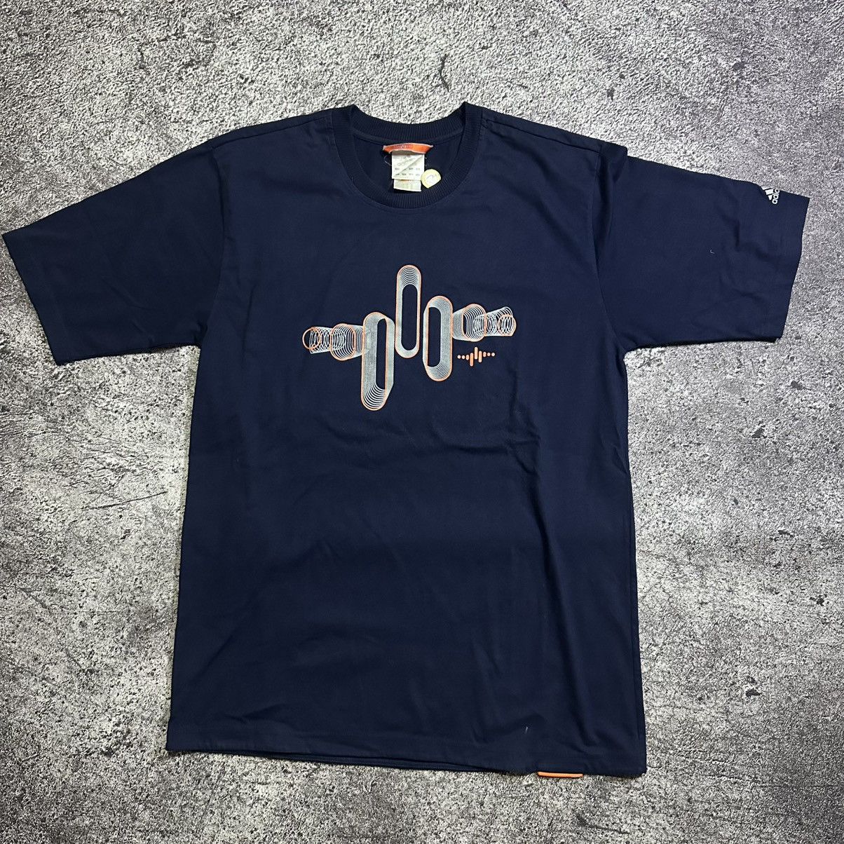 Adidas VINTAGE Y2K ADIDAS TSHIRT Size US L / EU 52-54 / 3 - 1 Thumbnail