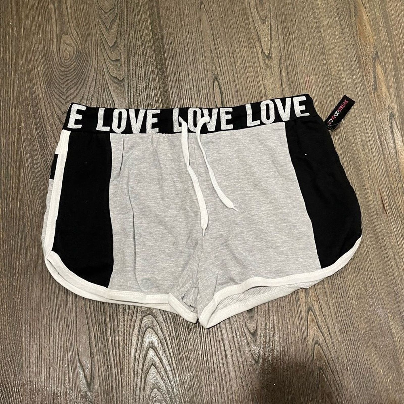 Vintage NWT Love Streak Womens Cotton Track Gym Shorts Size 2X Size 40" / US 18 - 1 Thumbnail