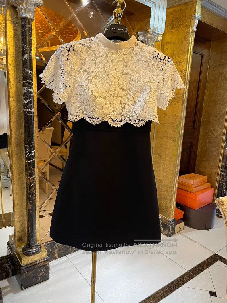 Valentino Valentino Classic black pendulum color-blocked lace dress Size M / US 6-8 / IT 42-44 - 6 Thumbnail