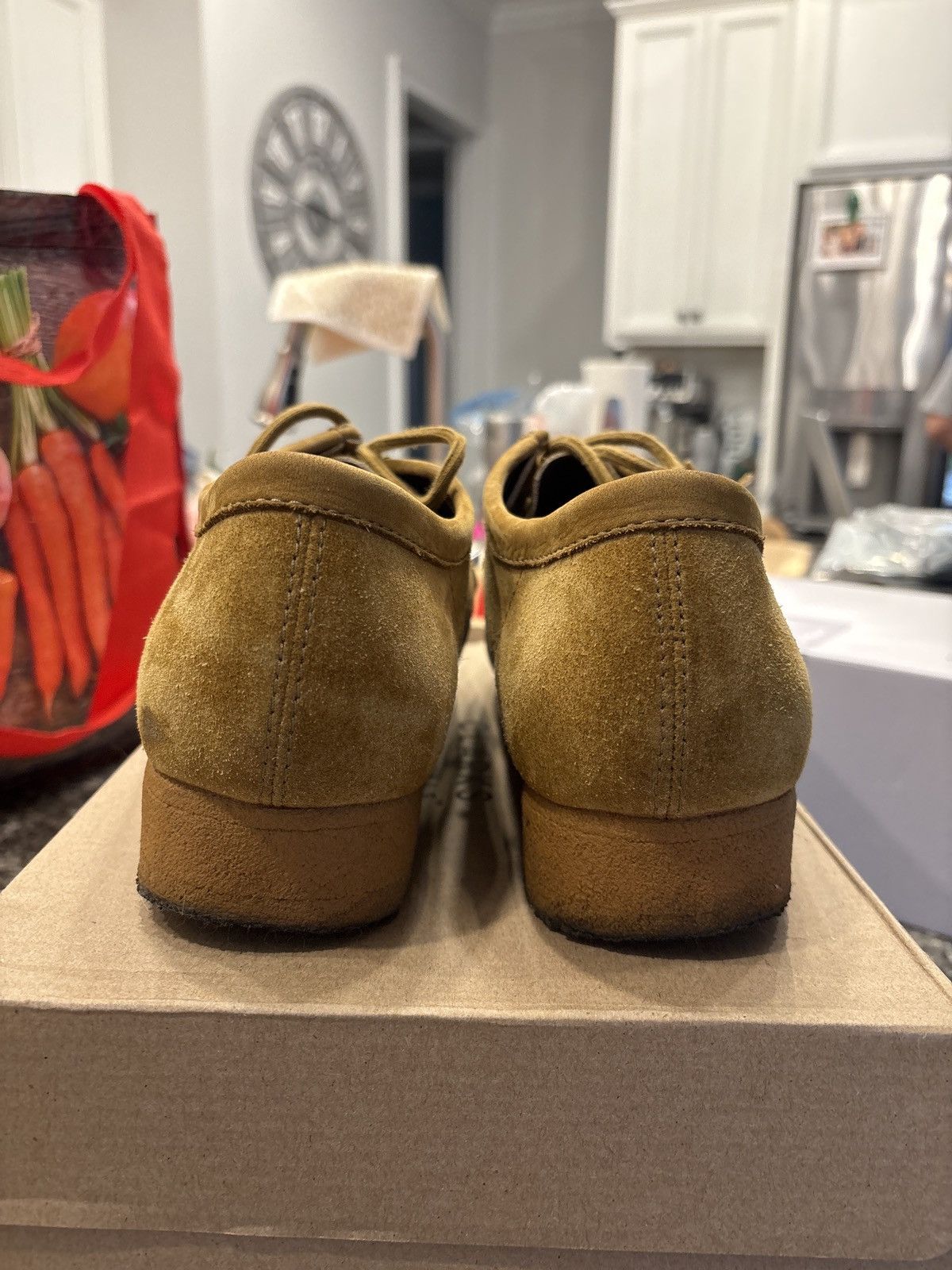 Clarks Clarks Originals Wallabee – Oak Harry Suede – Size 12 Size US 12 / EU 45 - 9 Thumbnail