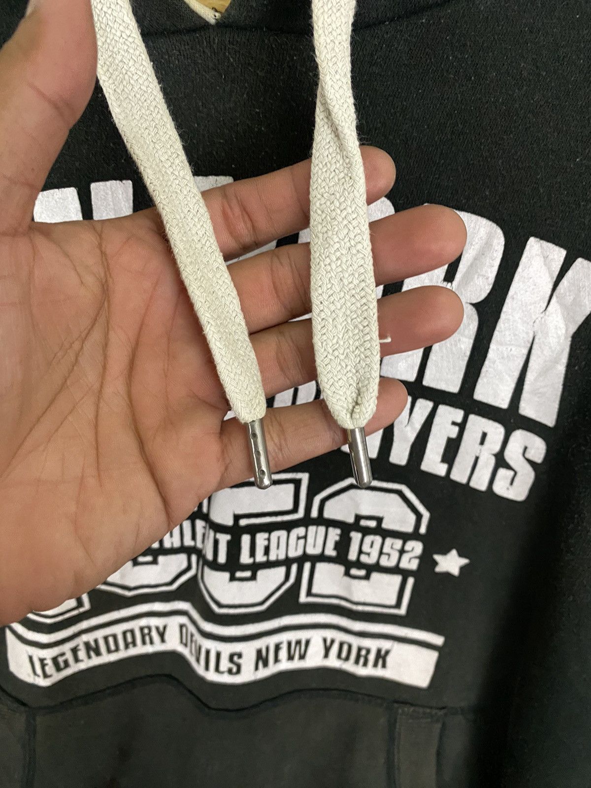 Vintage Vintage Legendary Devils College League Hoodie Size US XL / EU 56 / 4 - 10 Thumbnail