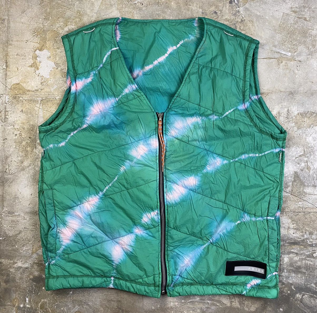 Aries Aries - SS22 Tie Dye Padded Liner Gilet Size US L / EU 52-54 / 3 - 1 Thumbnail