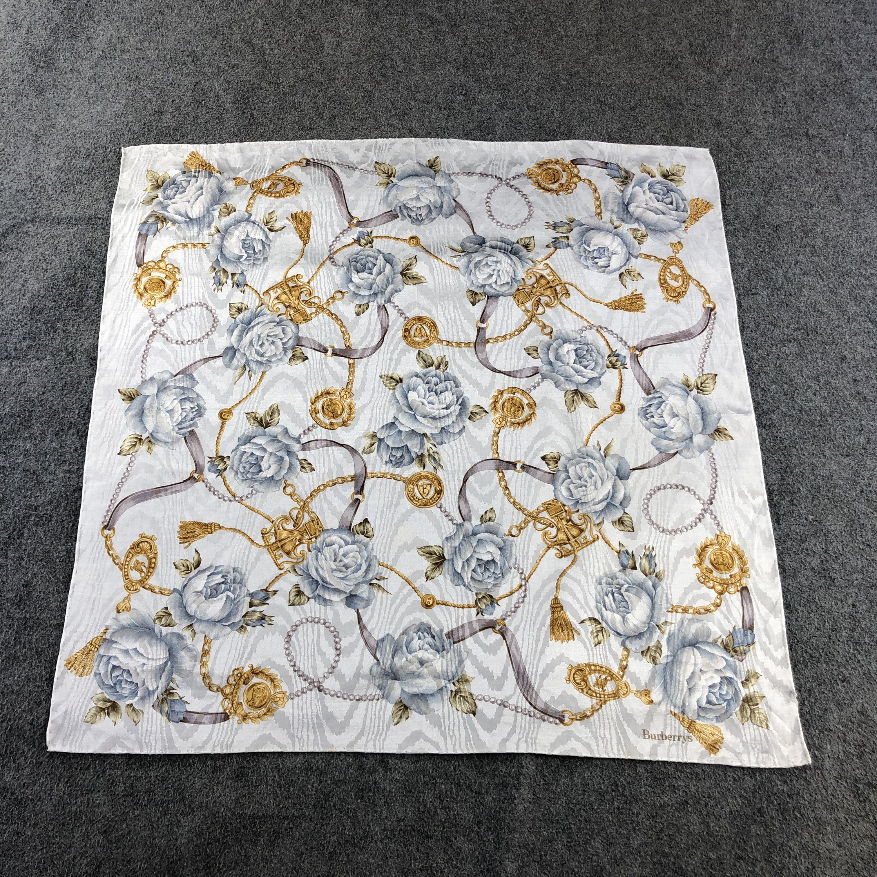 Burberry Burberry Floral Handkerchief Neckerchief Bandana H2730 Size ONE SIZE - 1 Thumbnail
