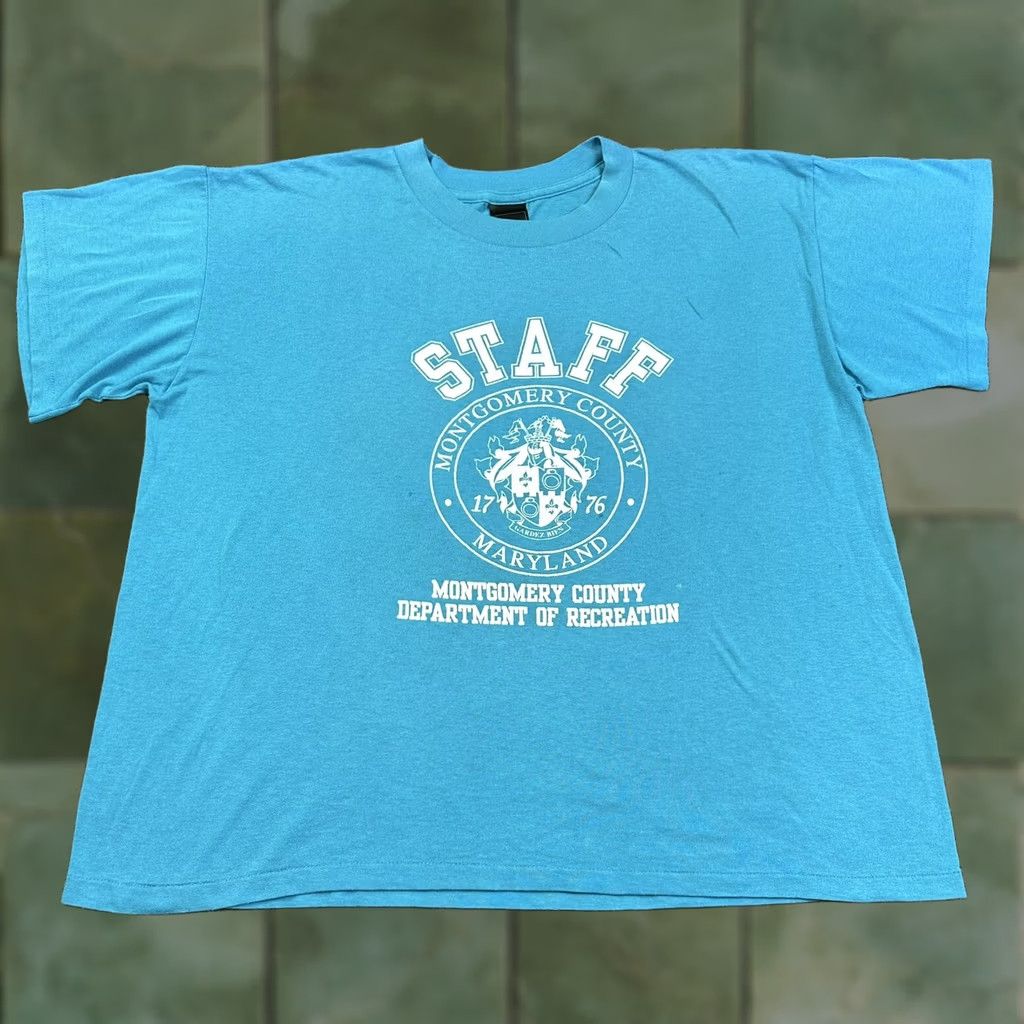 Vintage VINTAGE Maryland Staff Graphic Tee T-Shirt Small Blue 80s Single Stitch Mens Vintage Deadstock USA Size US S / EU 44-46 / 1 - 1 Thumbnail