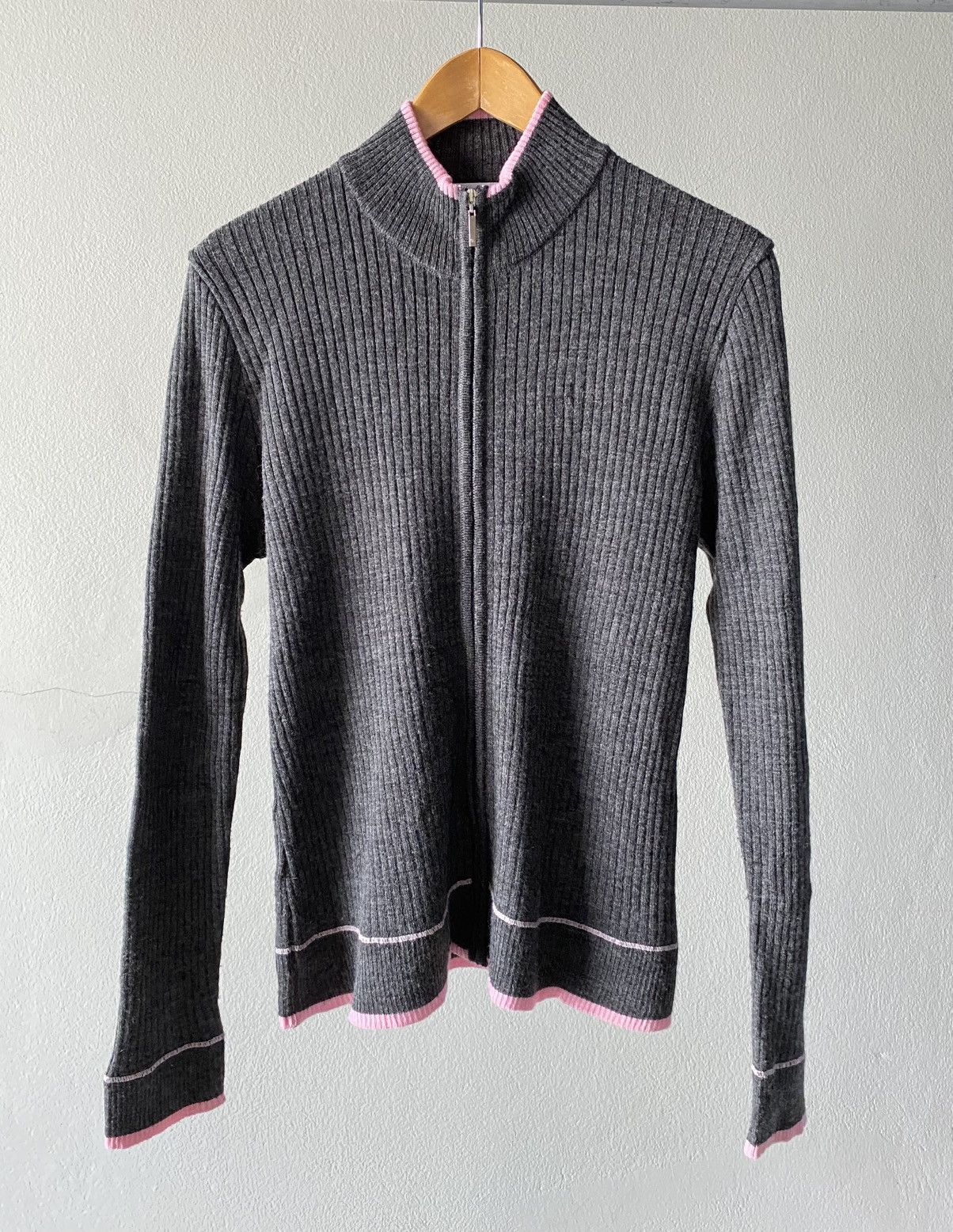 Courreges Courrèges Charcoal Ribbed Zip-Up Cardigan with Pink Trim. Size XS / US 0-2 / IT 36-38 - 4 Thumbnail