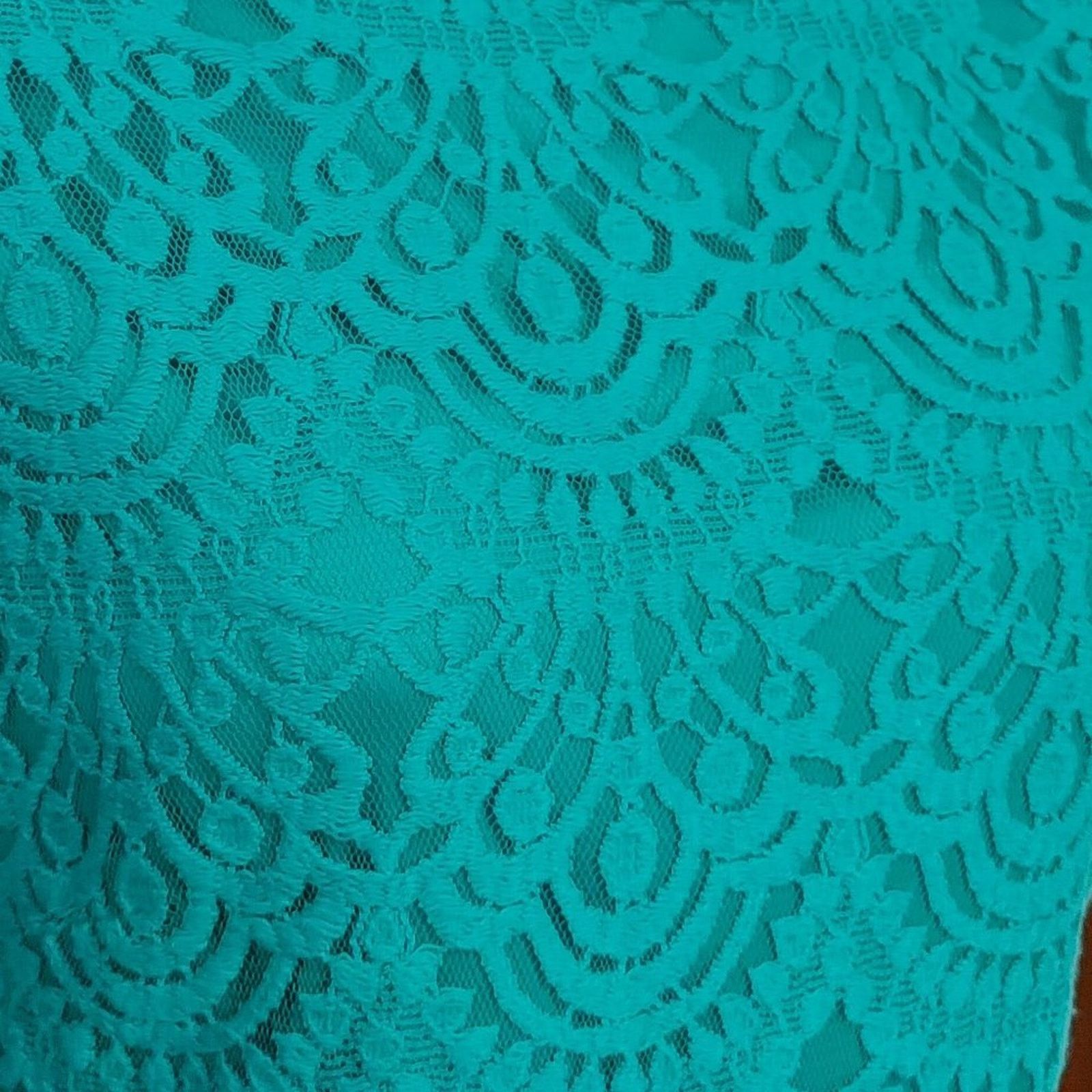Other Embroidered Lace Sheath Dress from Jessica Howard Size M / US 6-8 / IT 42-44 - 2 Thumbnail