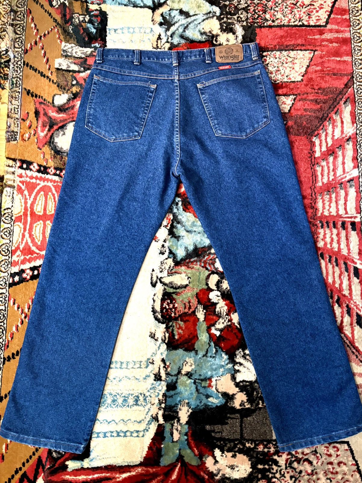 Wrangler Wrangler VTG 90s blue straight denim jeans SZ 34 Made in USA Size US 34 / EU 50 - 1 Thumbnail