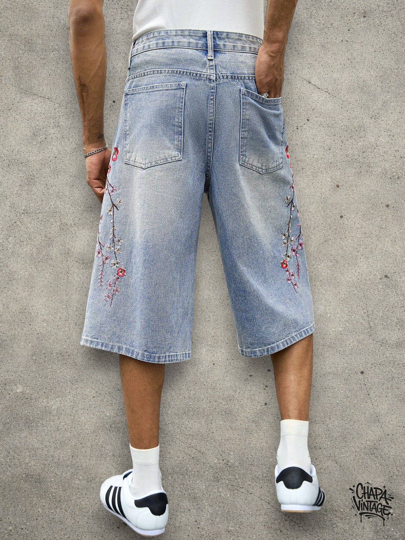 Vintage Washed jeans flower shorts Size US 32 / EU 48 - 4 Thumbnail