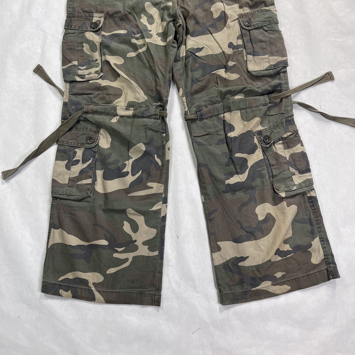 G-Star G-Star Camo Drawstring Knee Multipocket Cargo Flare Pant Size US 38 / EU 54 - 4 Thumbnail