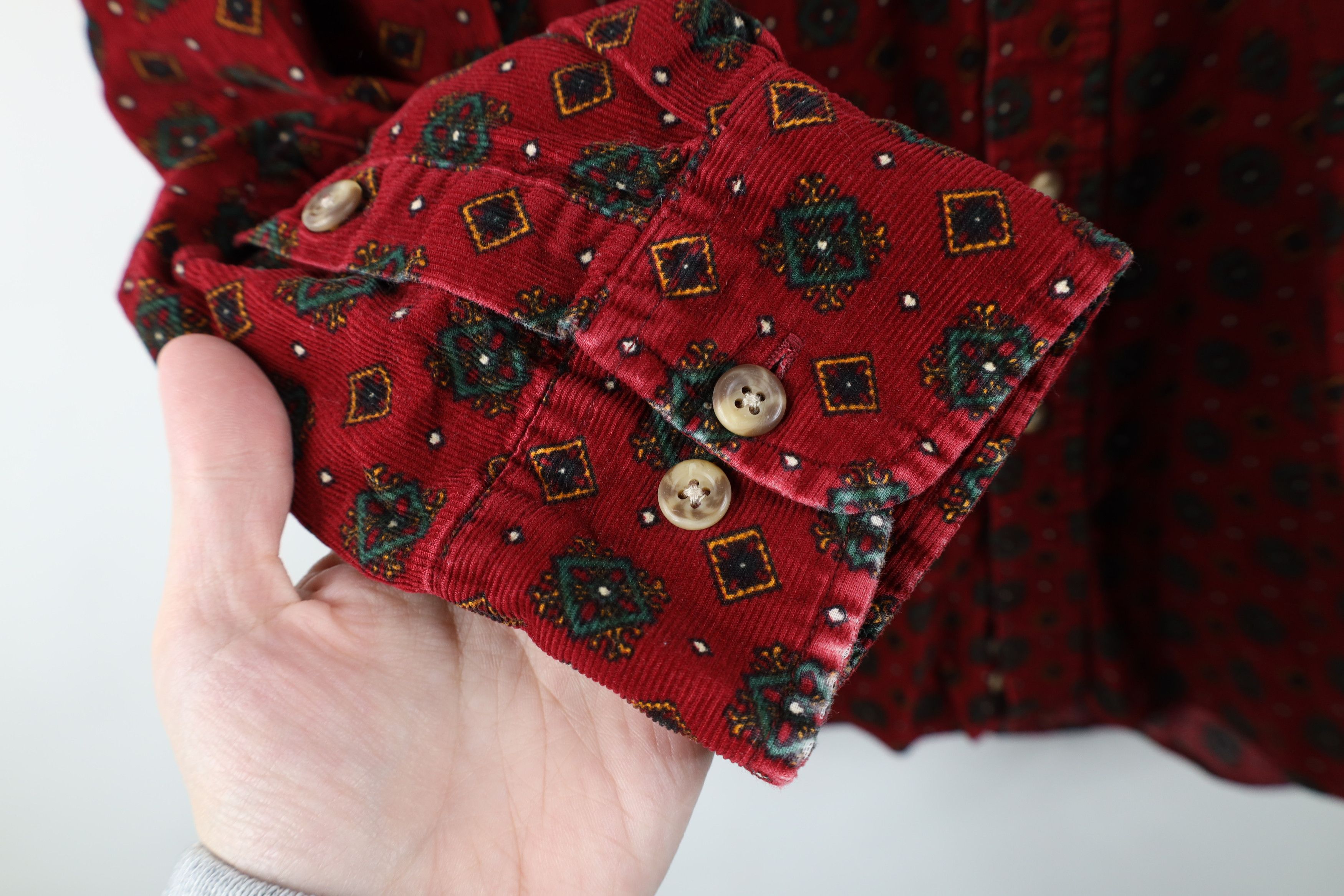 Vintage Vintage 90s Streetwear Corduroy Collared Button Shirt Size US M / EU 48-50 / 2 - 5 Thumbnail