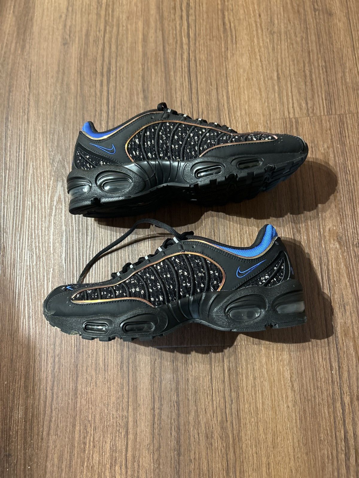 Nike × Supreme Air Max Tailwind IV Size US 10.5 / EU 43-44 - 2 Thumbnail