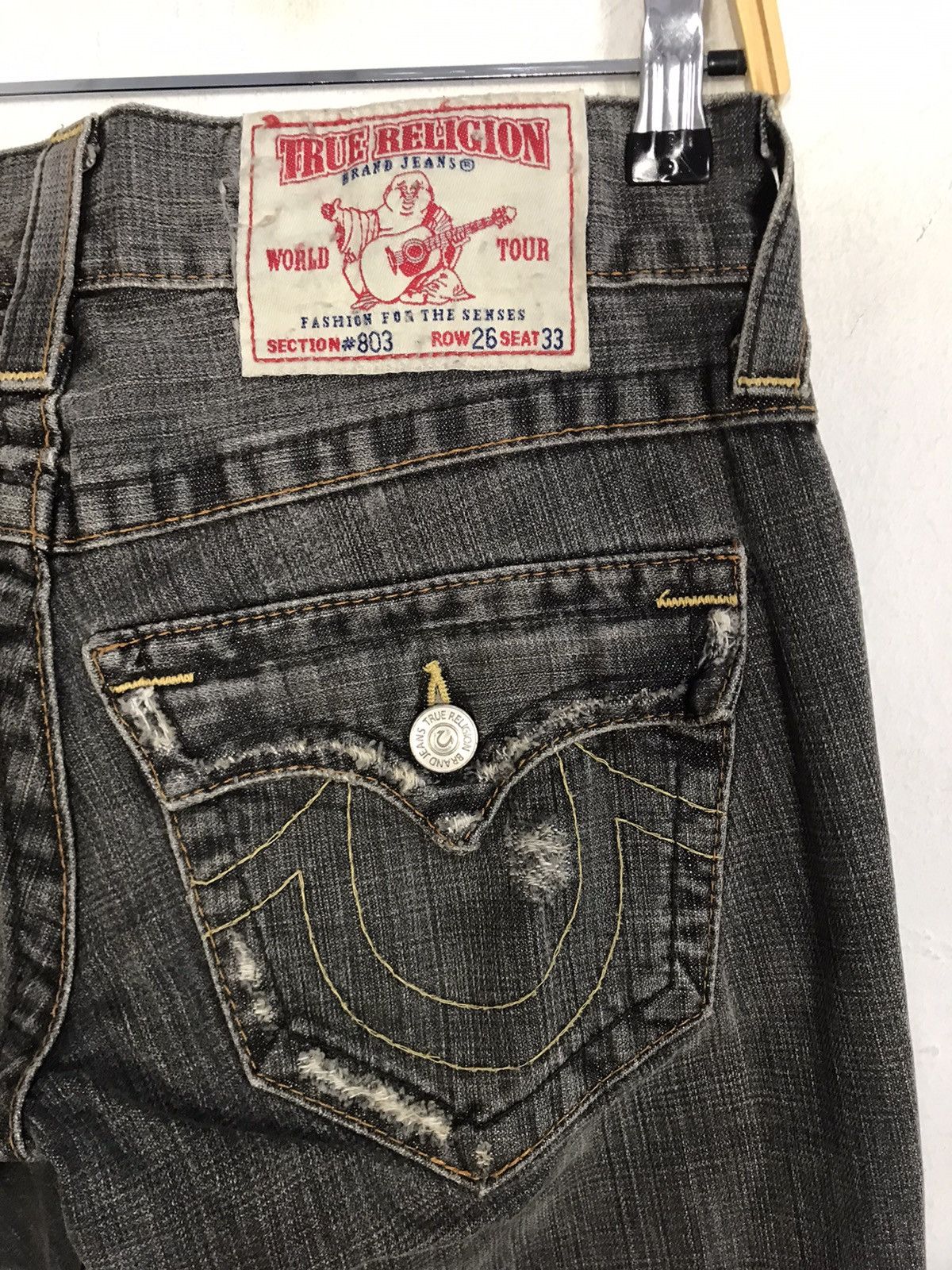 True Religion True Religion Section 803 Flap Pocket Zipper Tear Denim Size 30" / US 8 / IT 44 - 9 Thumbnail