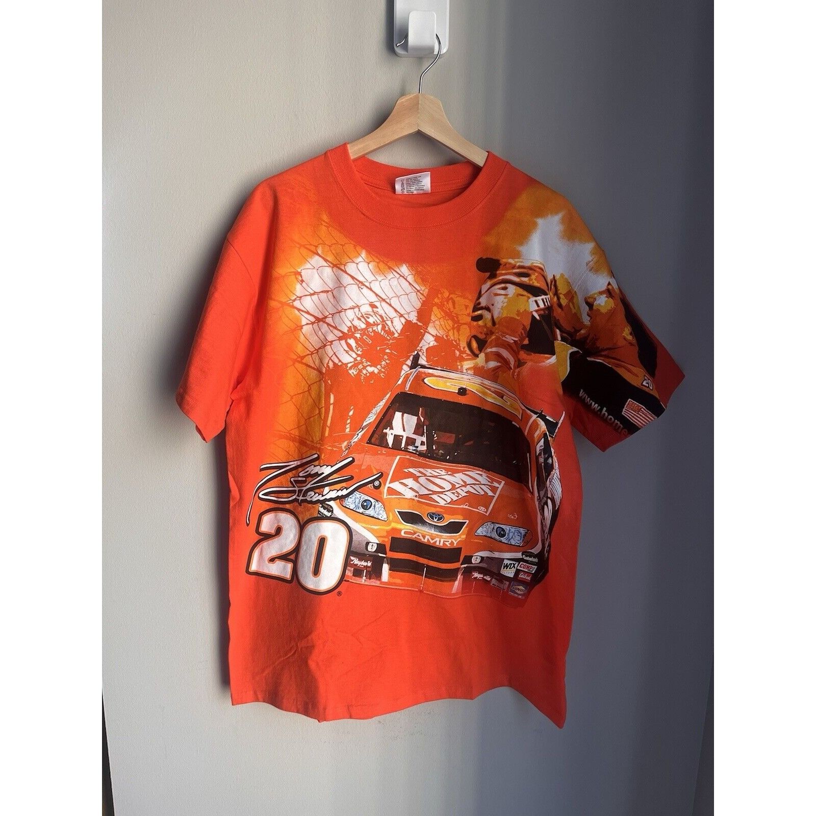 NASCAR VINTAGE NASCAR TONY STEWART AOP HOME DEPOT ORANGE T SHIRT L Size US L / EU 52-54 / 3 - 3 Thumbnail
