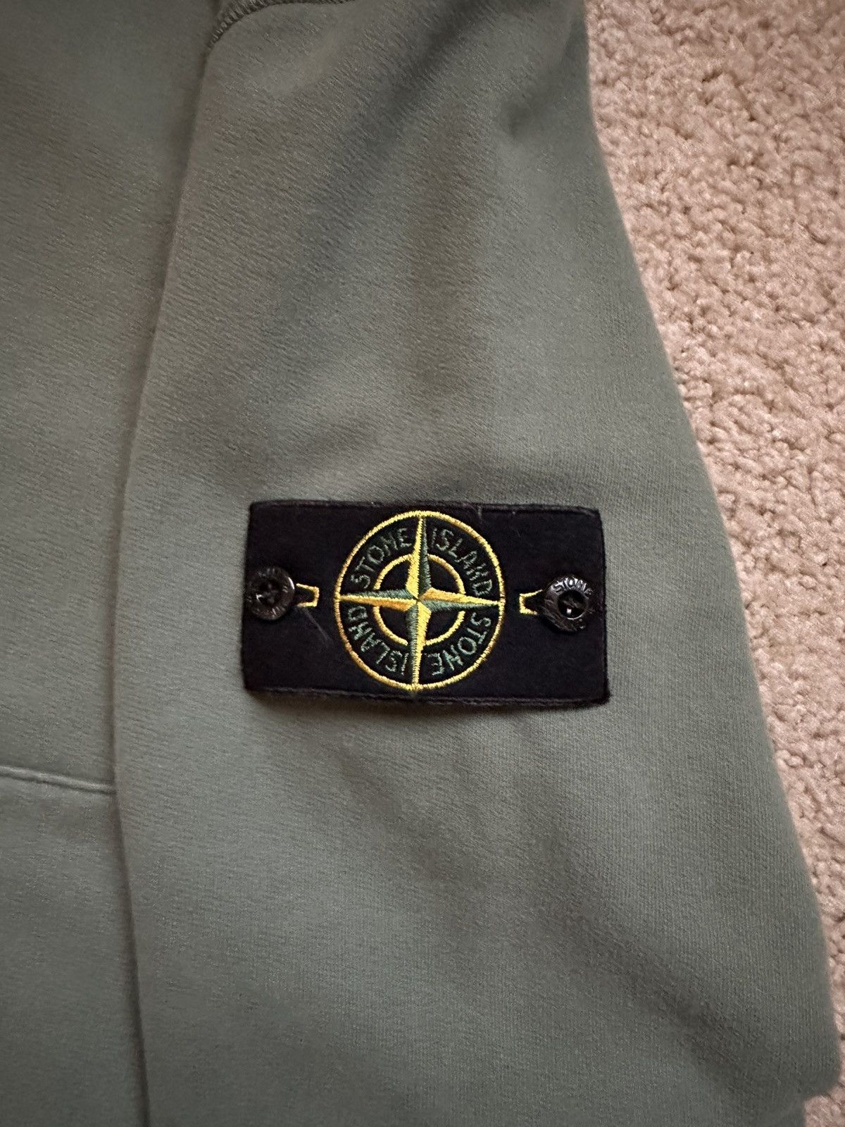 Stone Island Compass Patch Logo Classic Hoodie Size US L / EU 52-54 / 3 - 3 Thumbnail