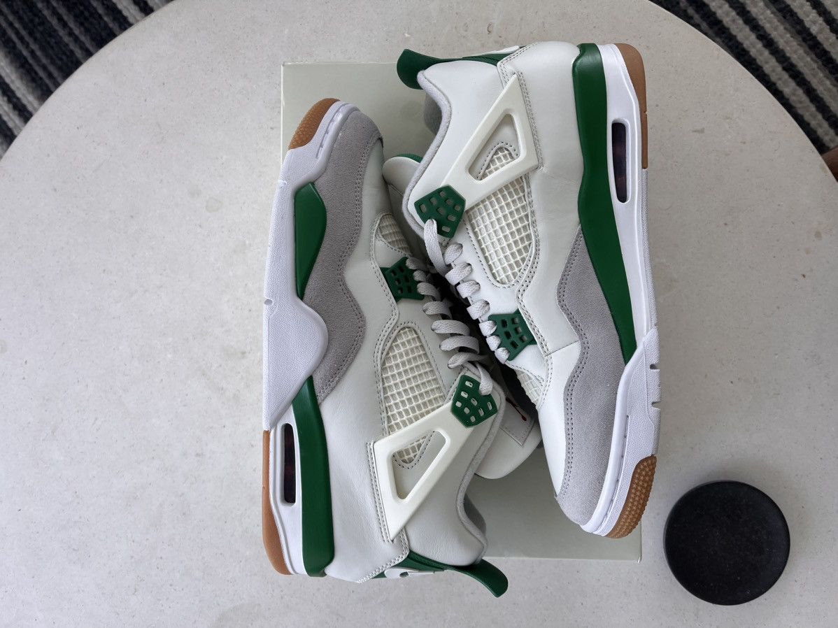 Jordan Brand Jordan 4 Pine Green Size US 11 / EU 44 - 3 Thumbnail