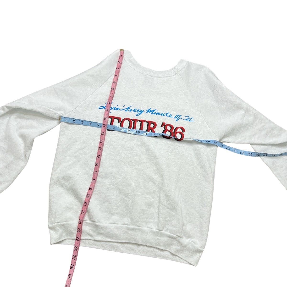 Vintage vintage 1986 loverboy sweatshirt Size US L / EU 52-54 / 3 - 5 Thumbnail
