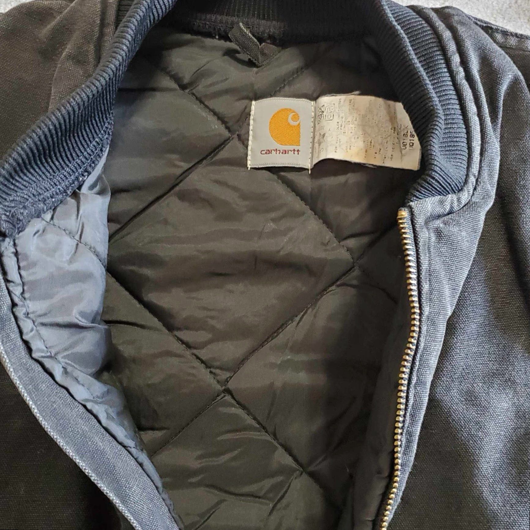 Carhartt VINTAGE Carhartt Vest Union Made Black L Men USA 80s 90s Cotton Blend Work RARE Fade Jacket Theme Biker Size US L / EU 52-54 / 3 - 4 Thumbnail