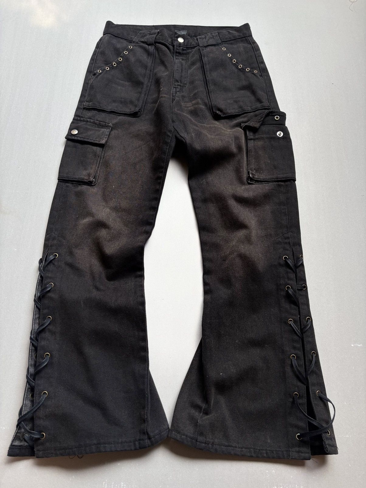 Japanese Brand rude gallery Relaxe flare cargo pants Size US 28 / EU 44 - 1 Thumbnail