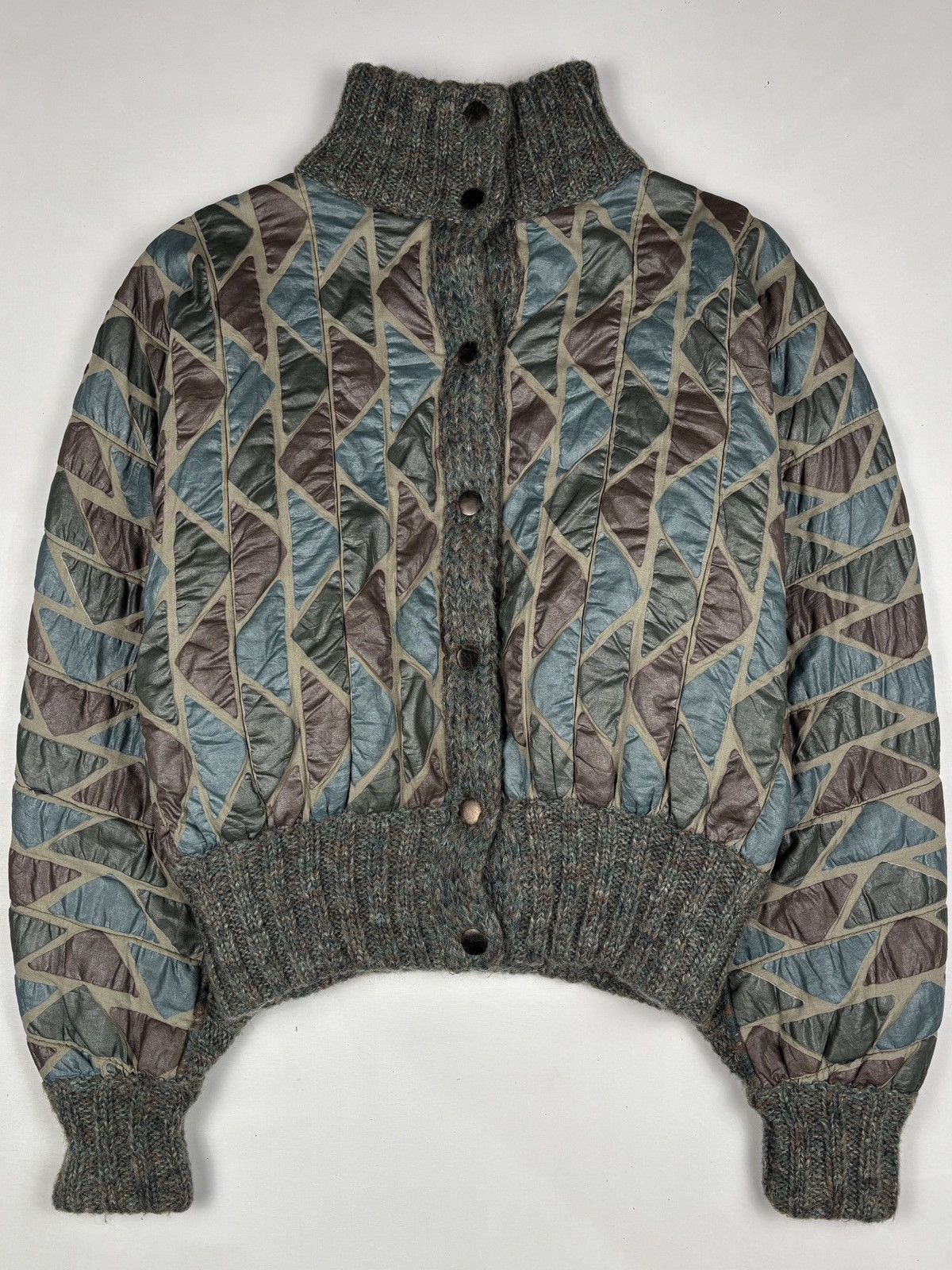 Issey Miyake 1980s Archived Quilted Pattern Wool Knit Jacket Size US L / EU 52-54 / 3 - 1 Thumbnail