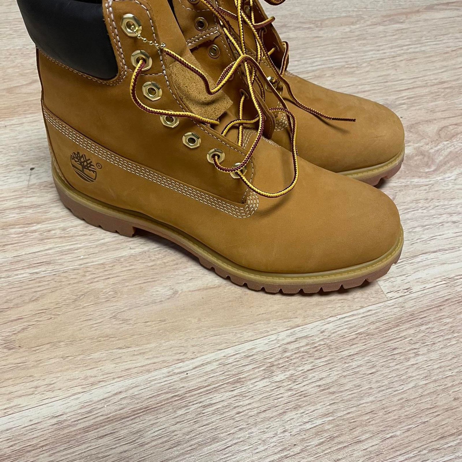 Timberland Timberland 6" Premium Boots Size US 9 / EU 42 - 2 Thumbnail