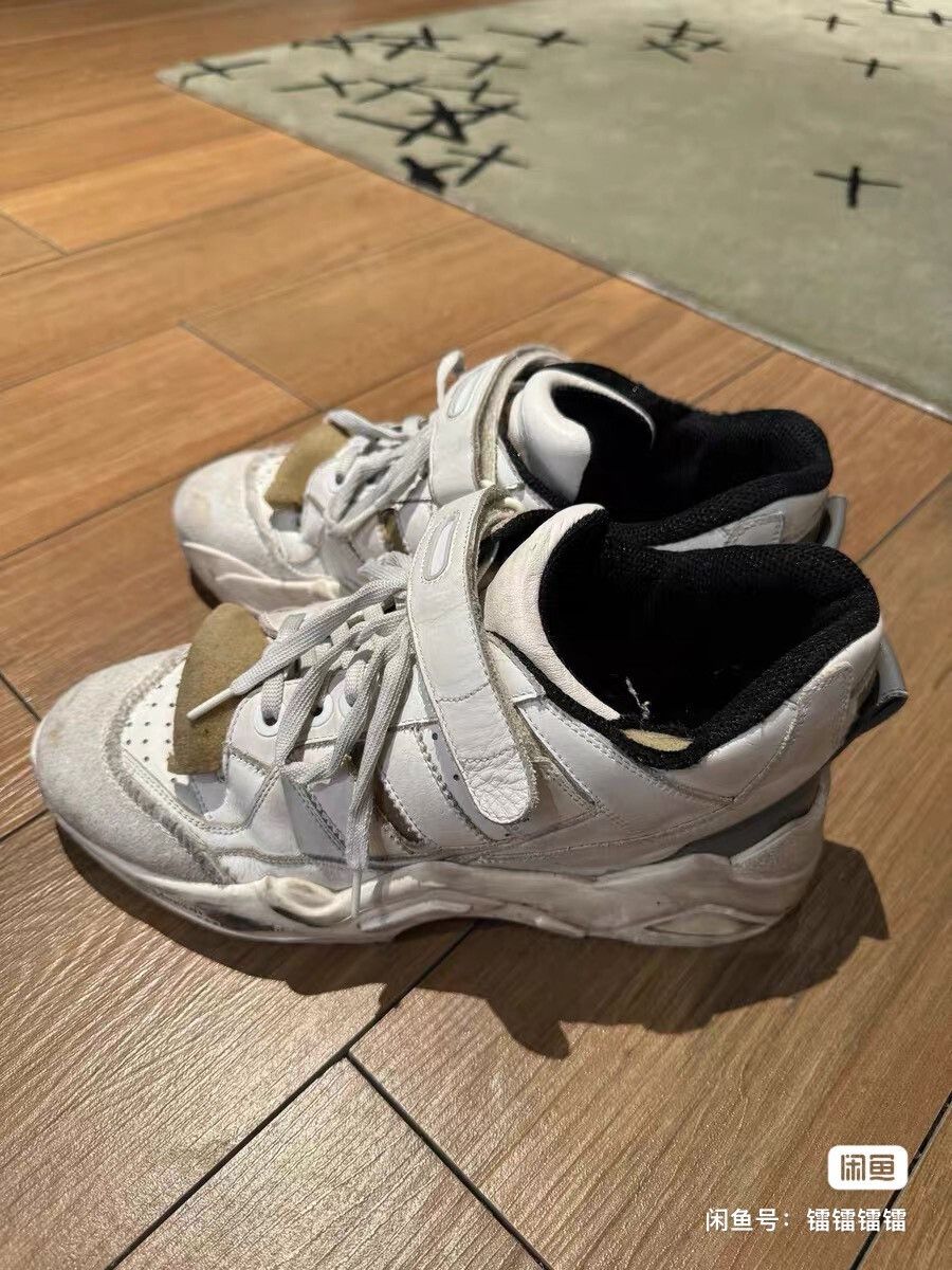 Maison Margiela Maison Martin Margiela Retro Fit Mid Top Sneakers Size US 9 / EU 42 - 1 Thumbnail
