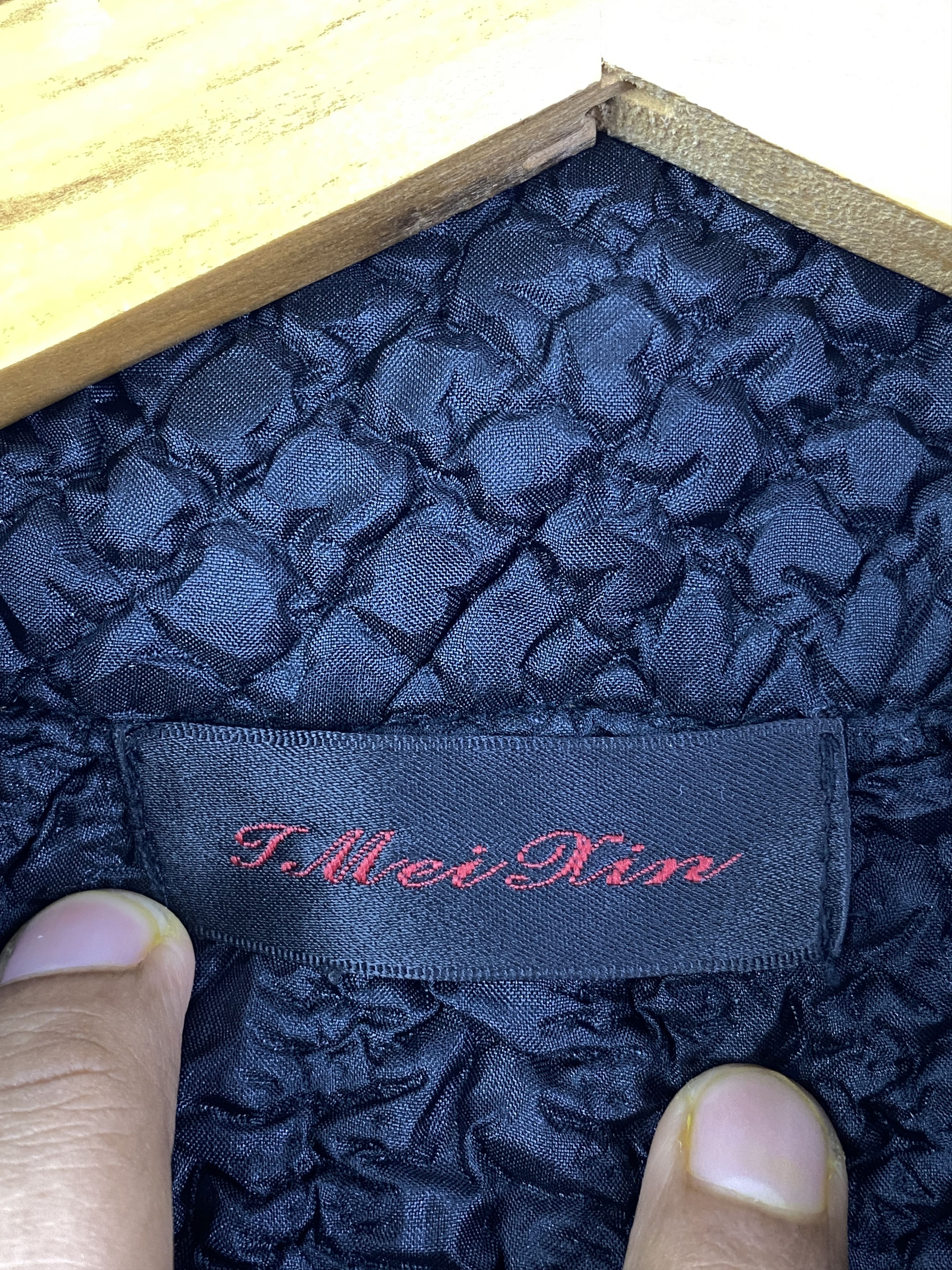 Japanese Brand Vintage Japanese Textured Smocked Quilted Jacket JA0226 Size US M / EU 48-50 / 2 - 5 Thumbnail
