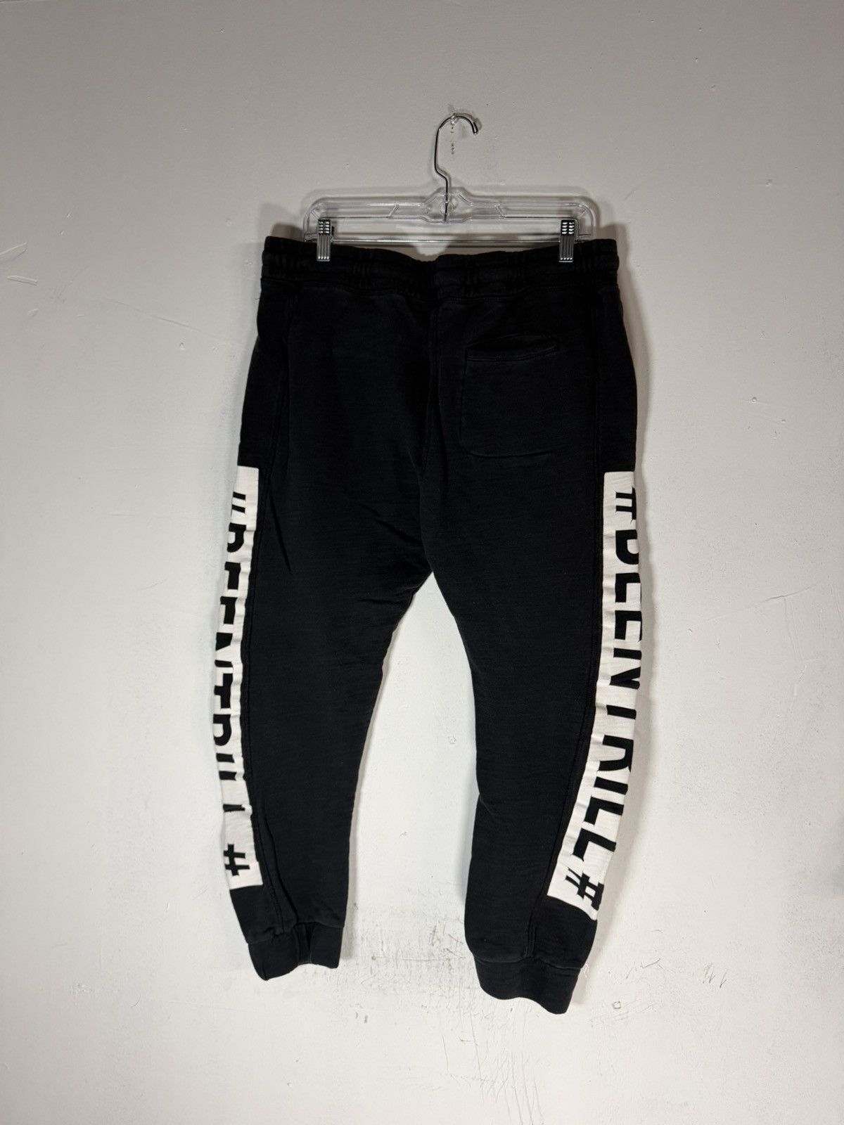 Been Trill Been trill virgil abloh black sweatpants Size US 34 / EU 50 - 2 Thumbnail