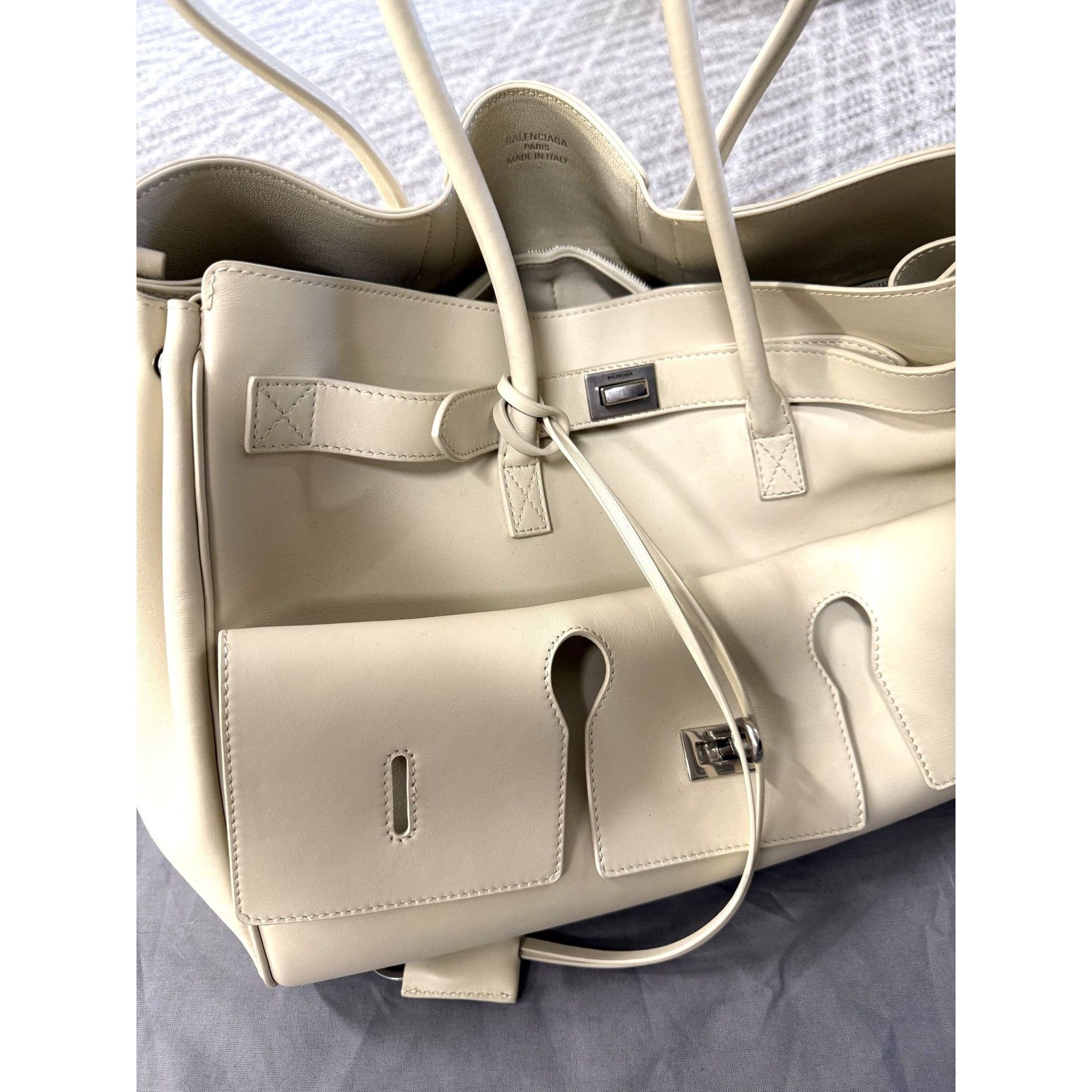 Balenciaga Balenciaga Medium Bel Air Tote Bag White Size ONE SIZE - 3 Thumbnail