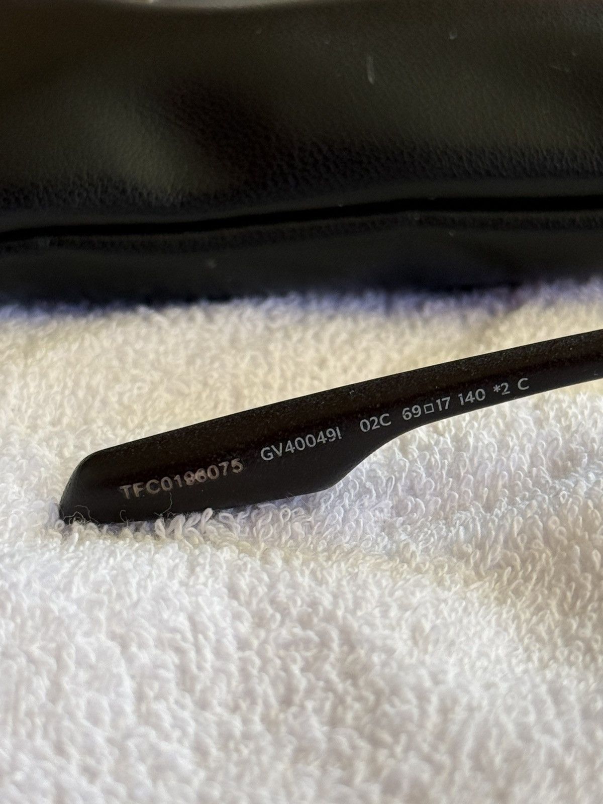 Givenchy Givenchy Giv Cut Geometric Sunglasses Black Silver GV40049I Size ONE SIZE - 14 Thumbnail