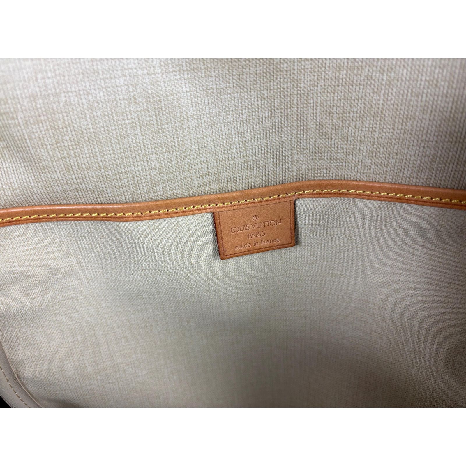 Louis Vuitton Authentic Louis Vuitton Excursion Hand Bag Monogram Size ONE SIZE - 14 Thumbnail