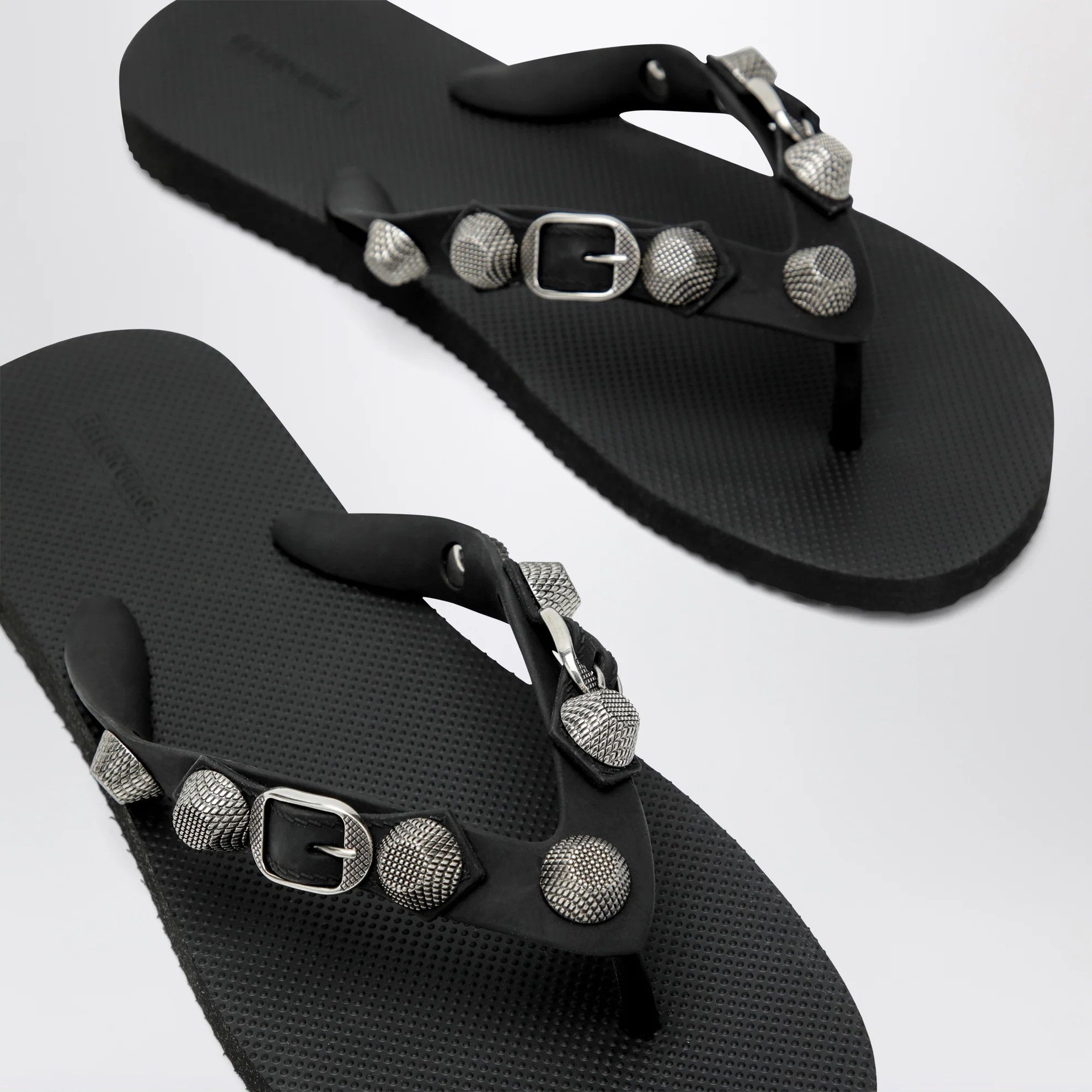 Balenciaga o1d2blof0426 Cagole Rubber Thong Slides in Black Size US 7 / IT 37 - 5 Thumbnail