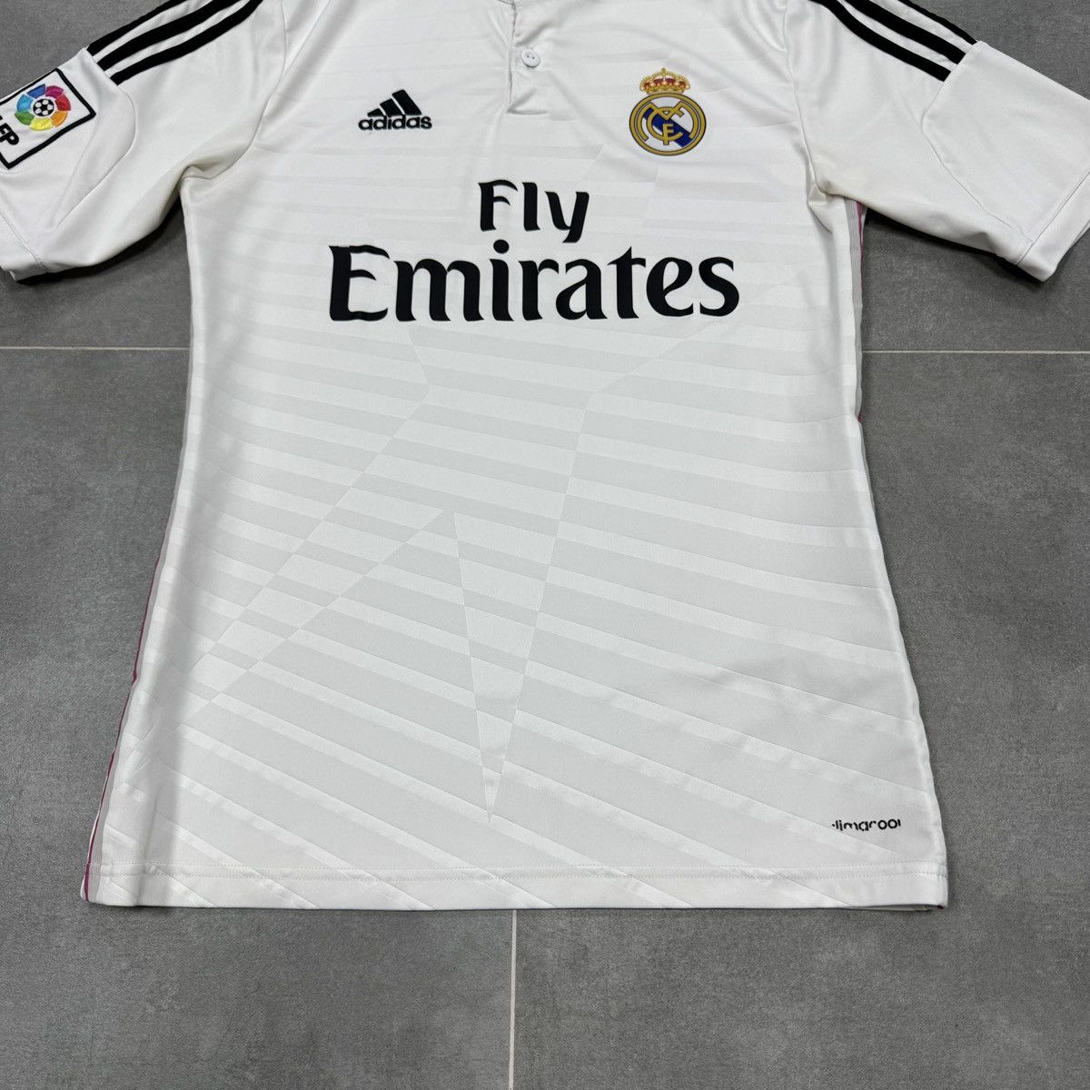 Adidas Adidas Real Madrid CF 2014/2015 Home Soccer Jersey Shirt Size US S / EU 44-46 / 1 - 6 Thumbnail