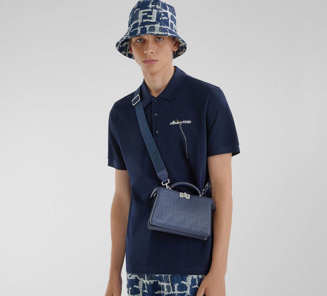 Fendi FENDI stitch F logo blue cotton linen denim bucket hat Size ONE SIZE - 2 Thumbnail